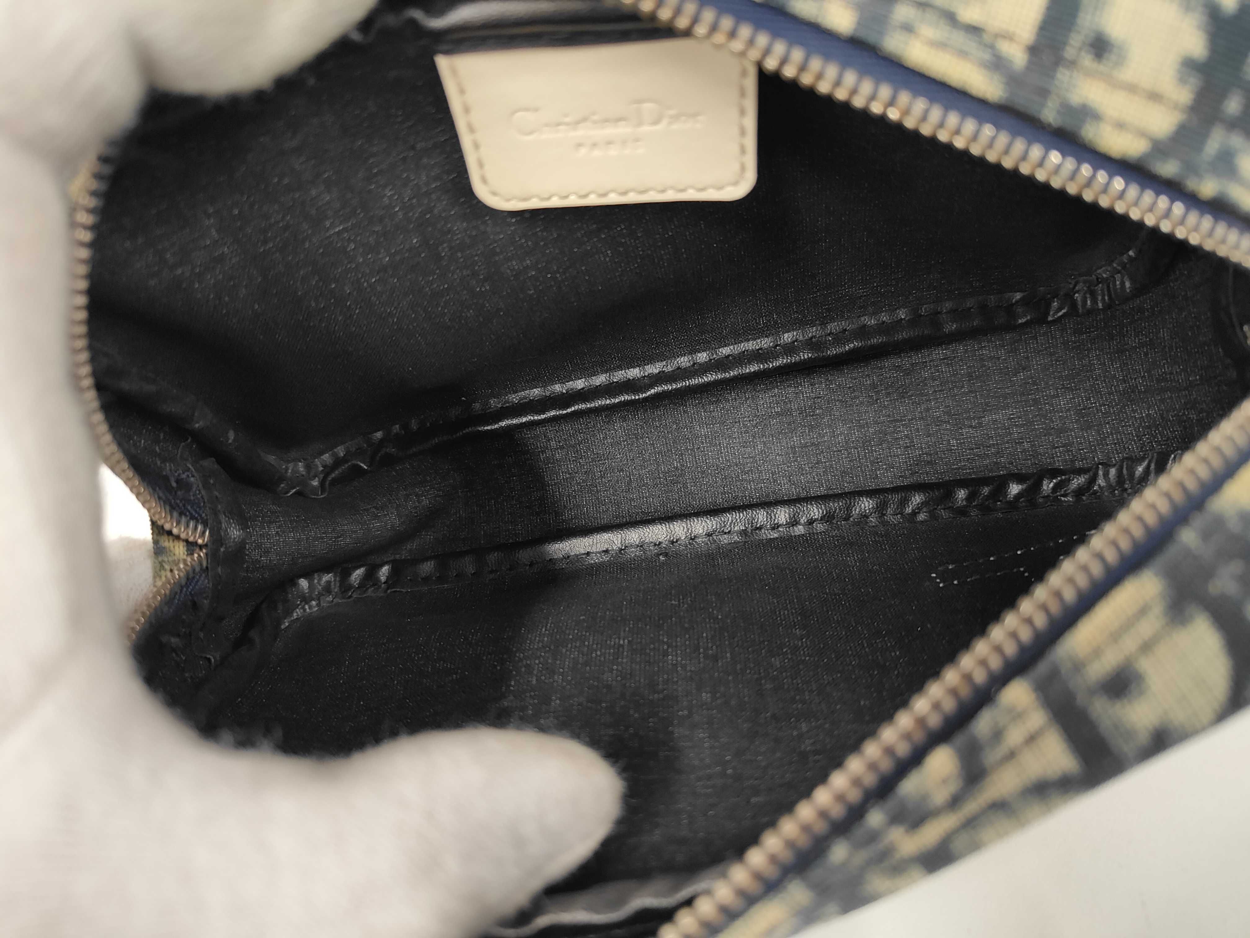 pouch — view 8