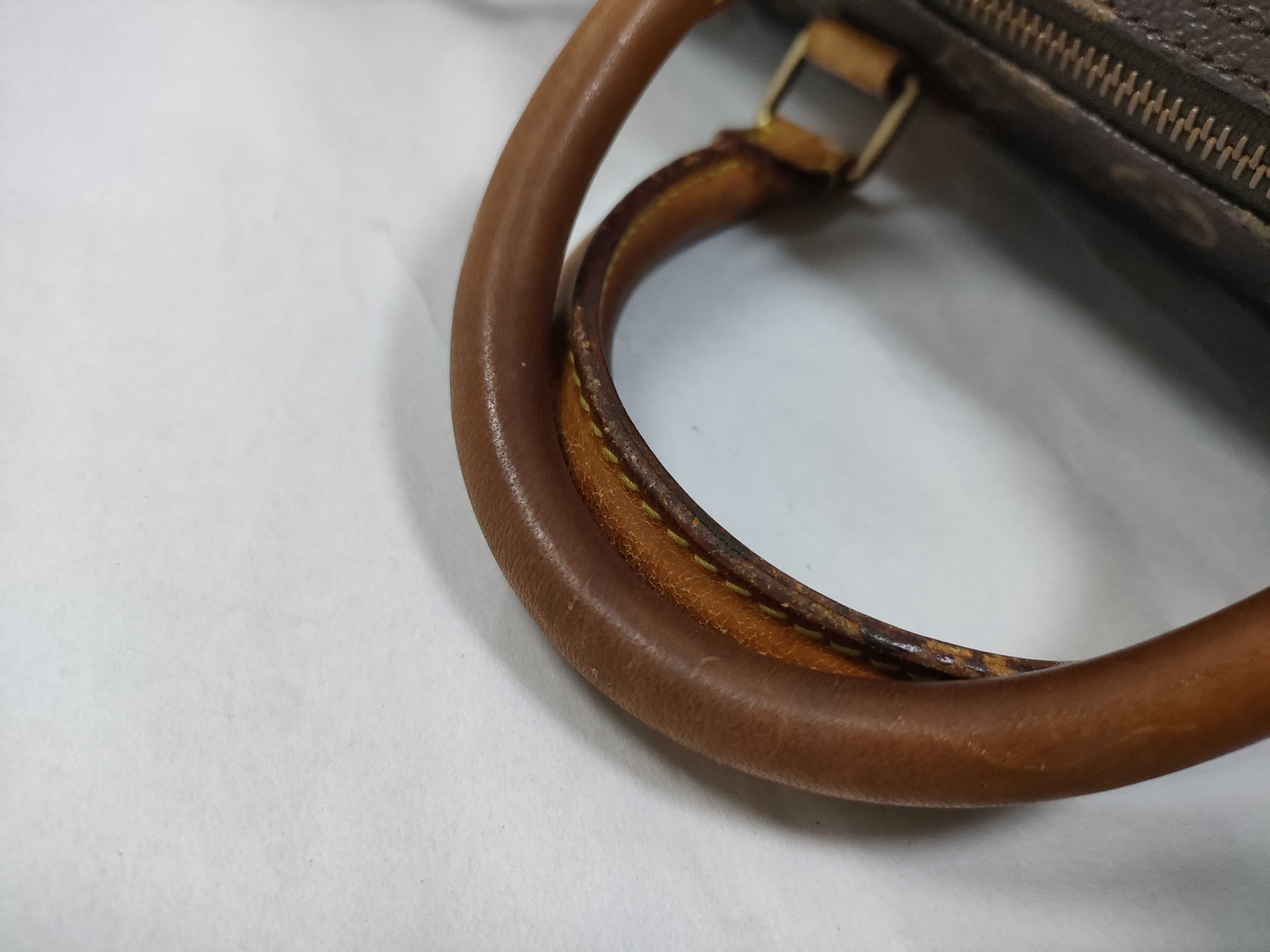 Monogram Louis Vuitton Speedy 30 Boston Bag — view 4
