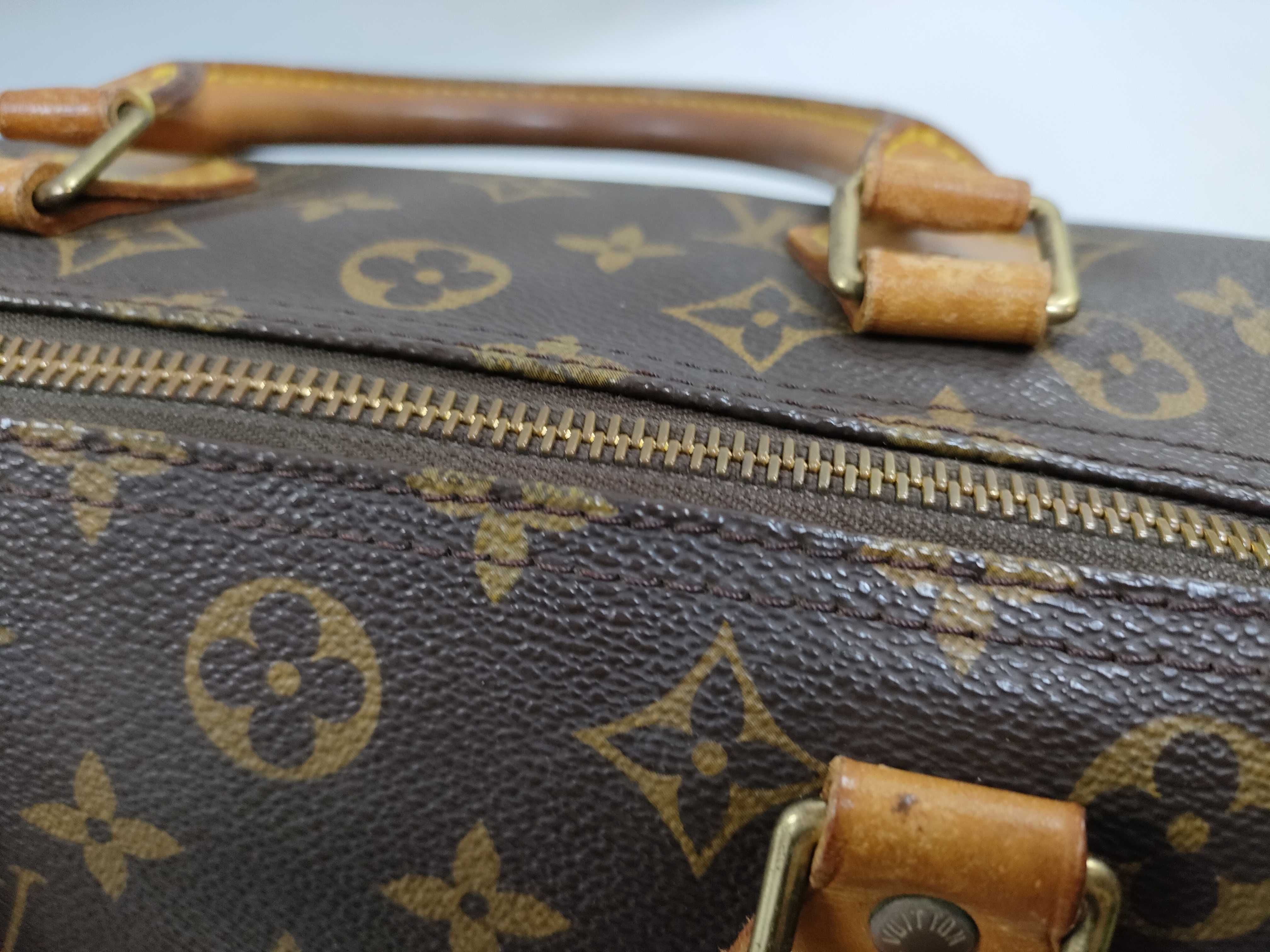 Monogram Louis Vuitton Speedy 30 Boston Bag — view 8