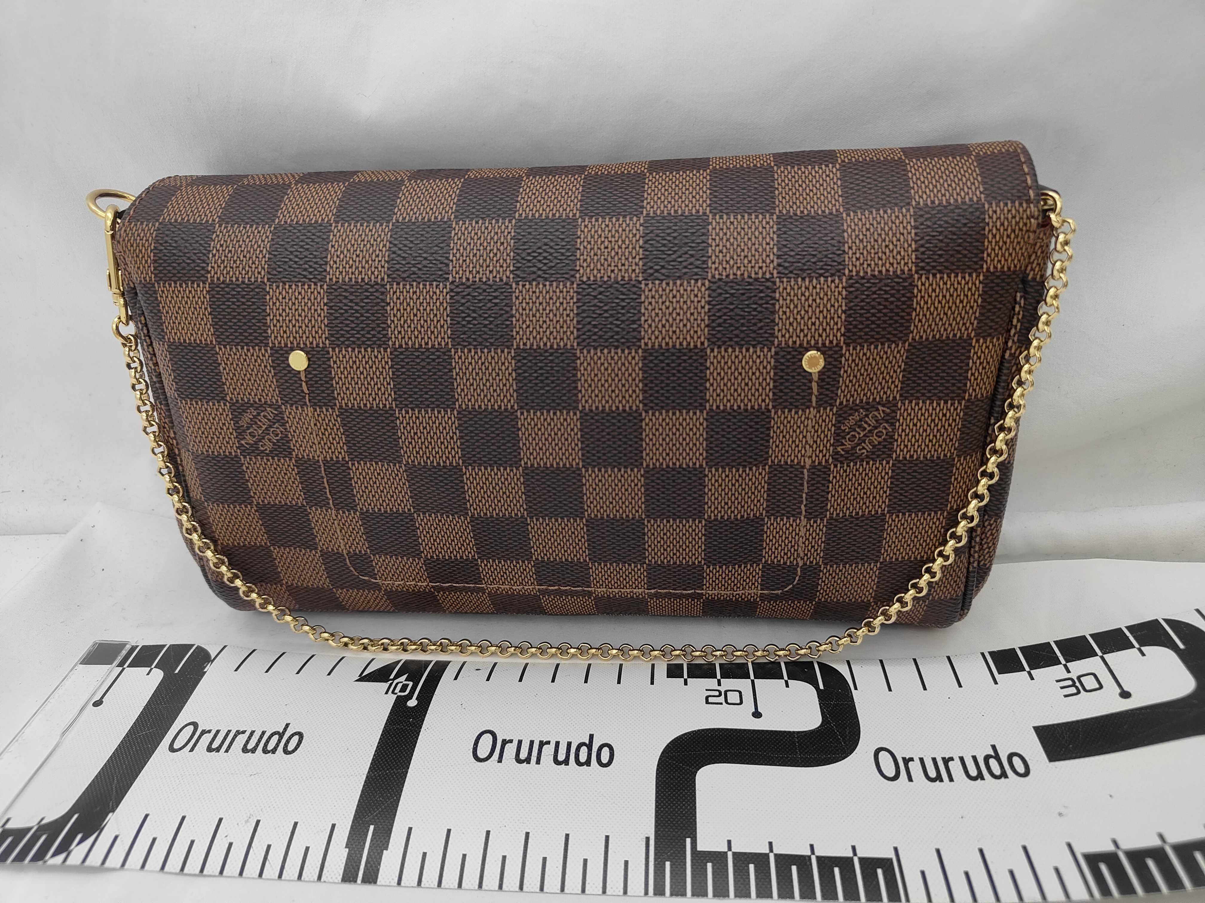 Damier Favorite PM Shoulder Bag — view 2