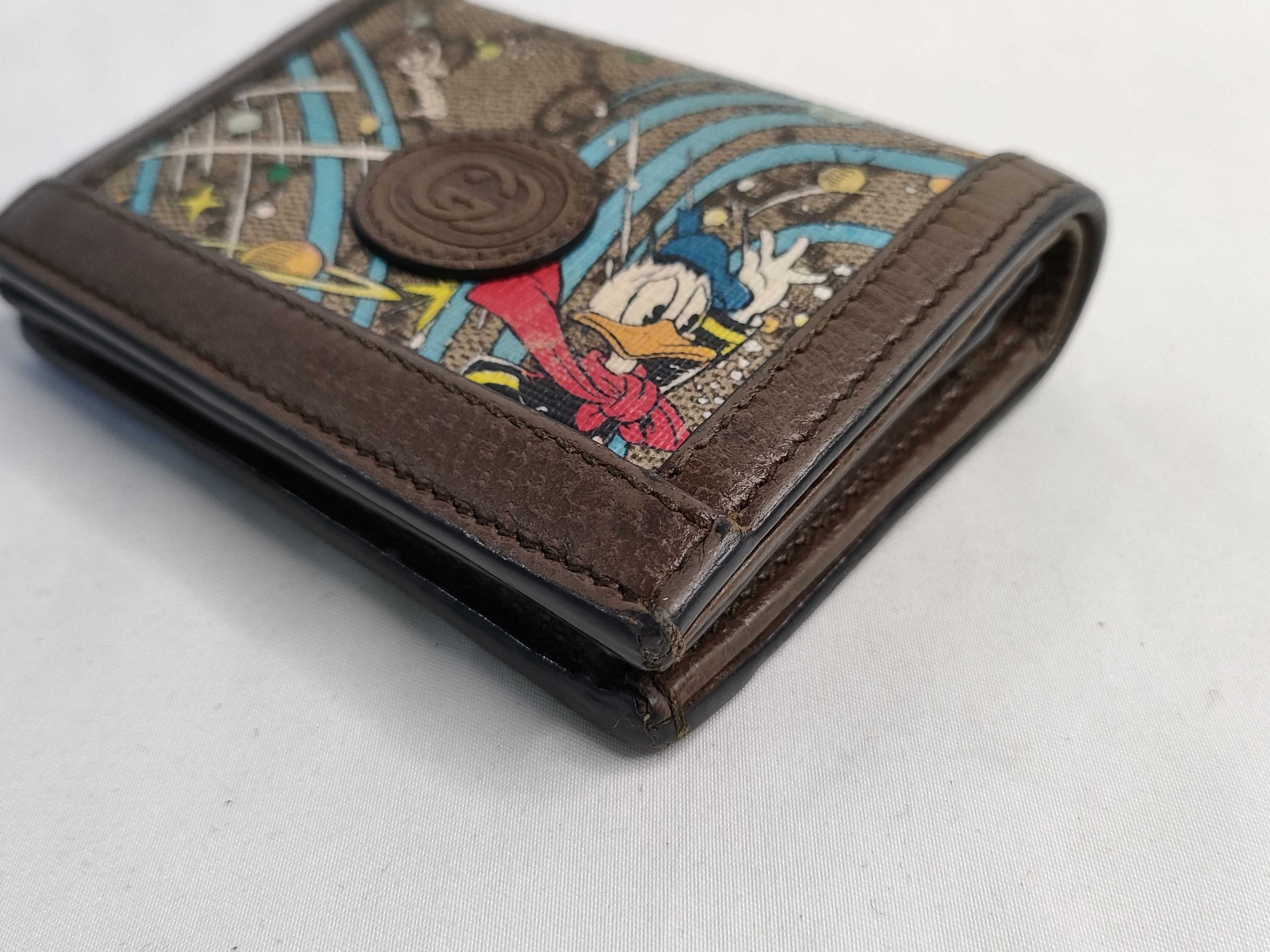 GG Supreme Gucci x Disney GG Supreme Compact Wallet 648121 — view 3
