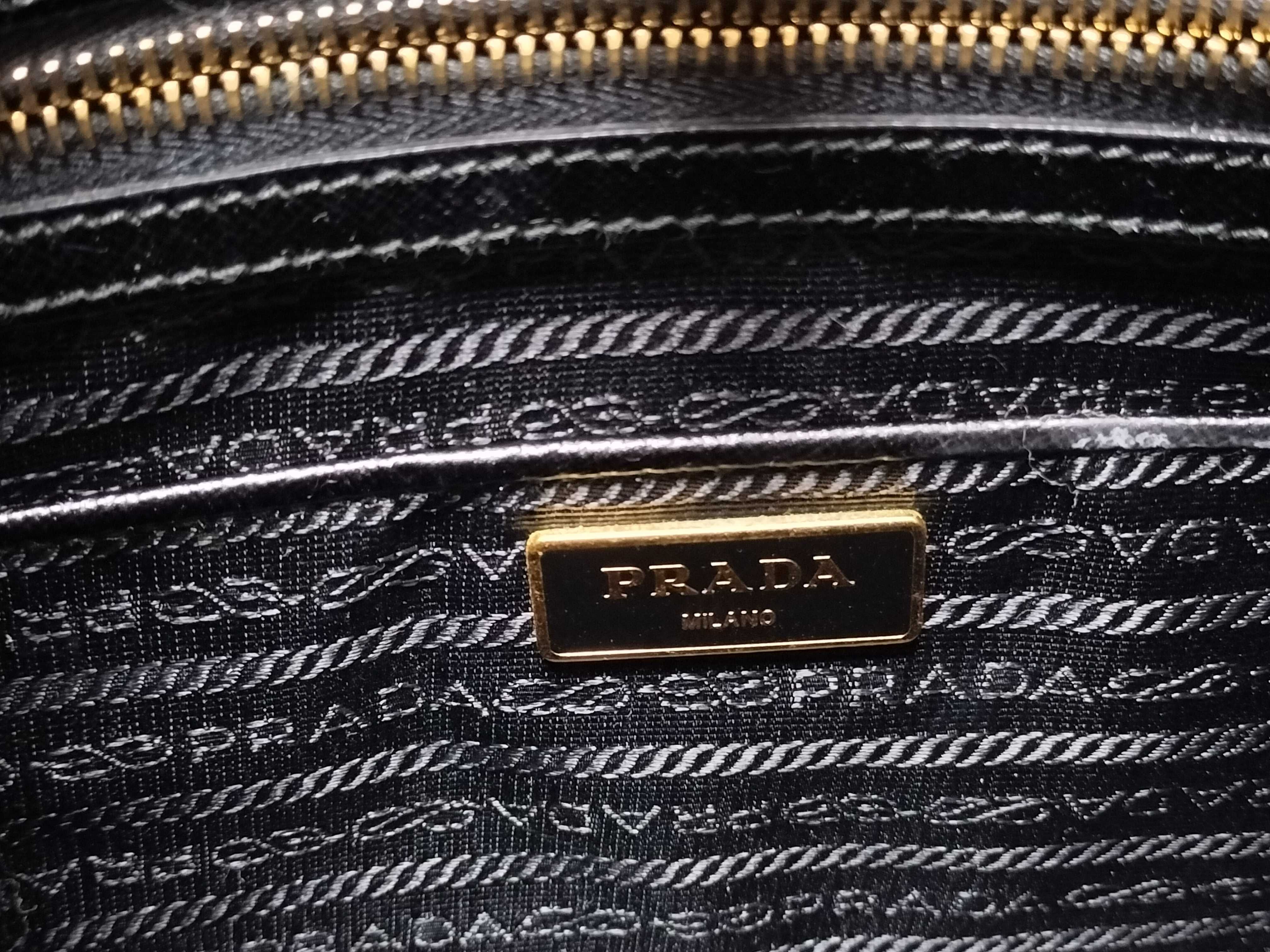 Saffiano 2-Way Handbag/Tote Bag (Black) — view 9