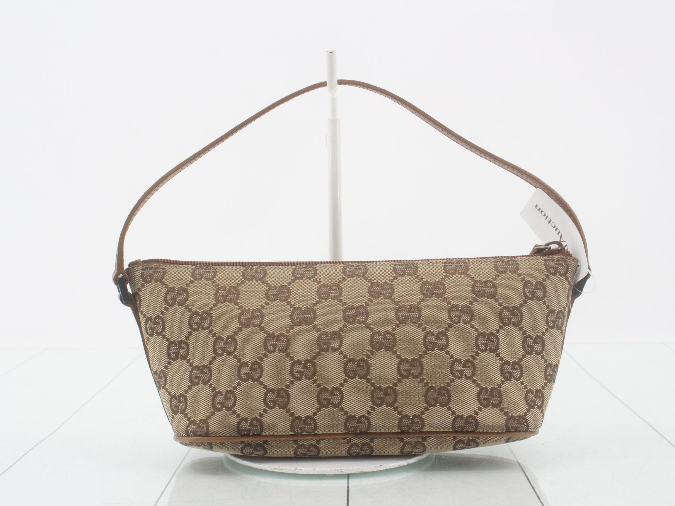 GG Canvas Accessoires Pouch — view 2