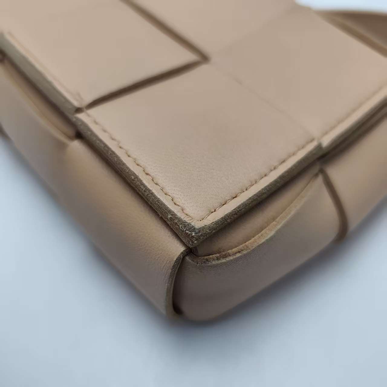 【*Shipped from: China*】BOTTEGA VENETA Cassette Lambskin Shoulder Bag — view 4