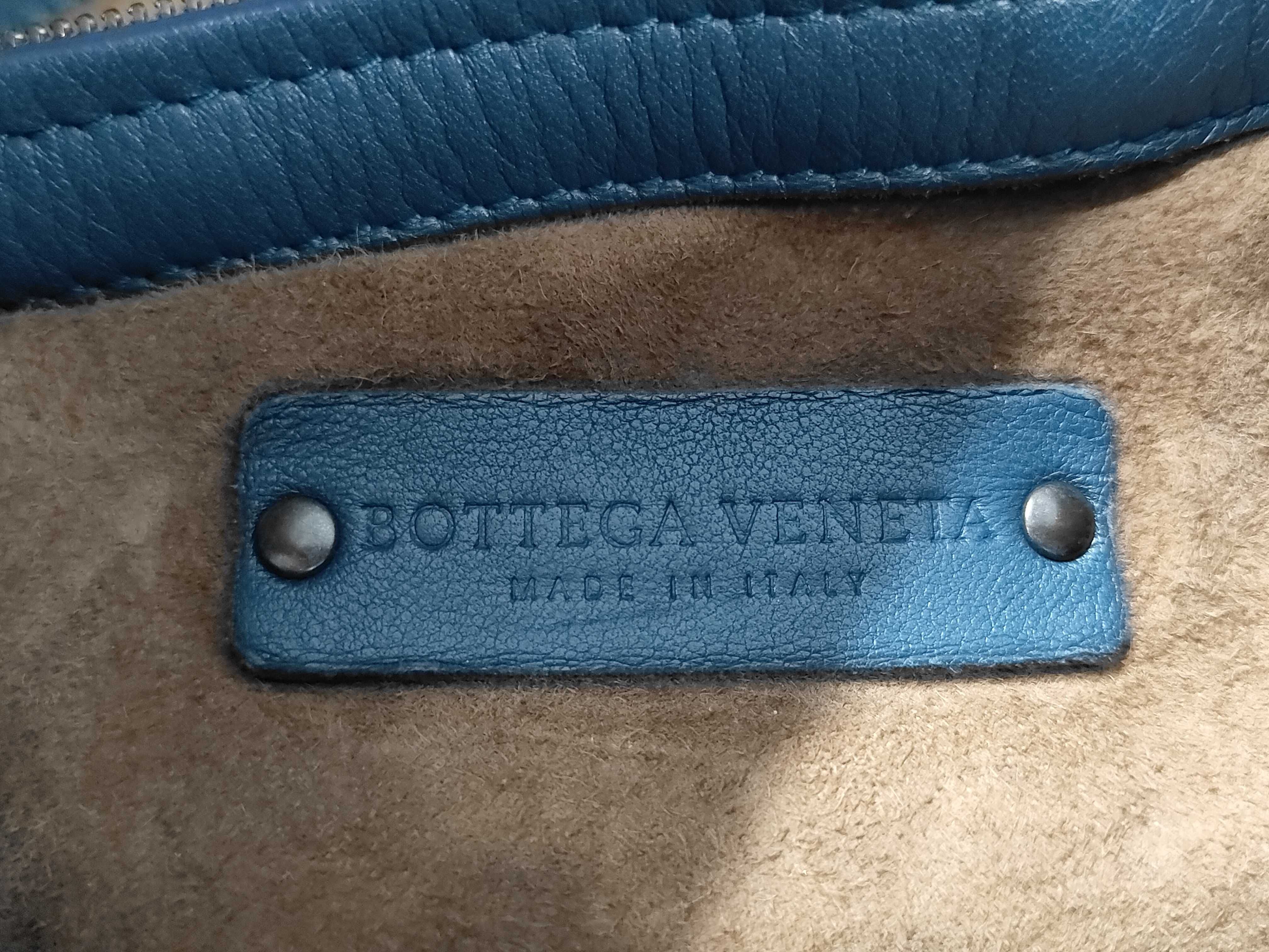 Intrecciato Tote Bag (Navy) — view 9