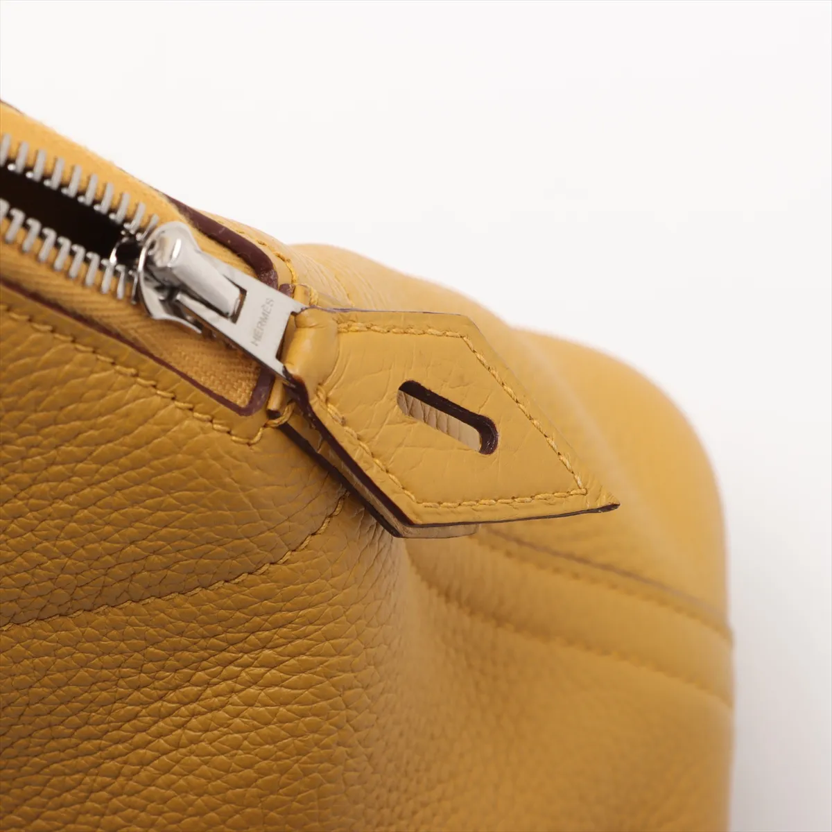 Hermès Bolide 31, Taurillon Clemence leather, Jaune Ambre, silver hardware, C: 2018 — view 12