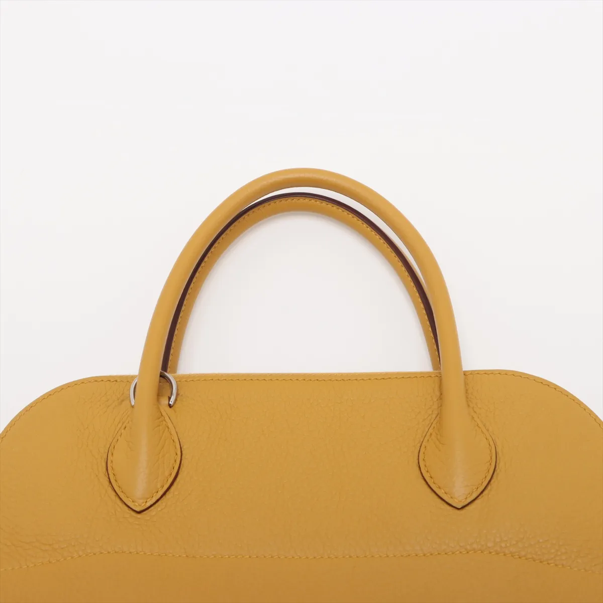 Hermès Bolide 31, Taurillon Clemence leather, Jaune Ambre, silver hardware, C: 2018 — view 6
