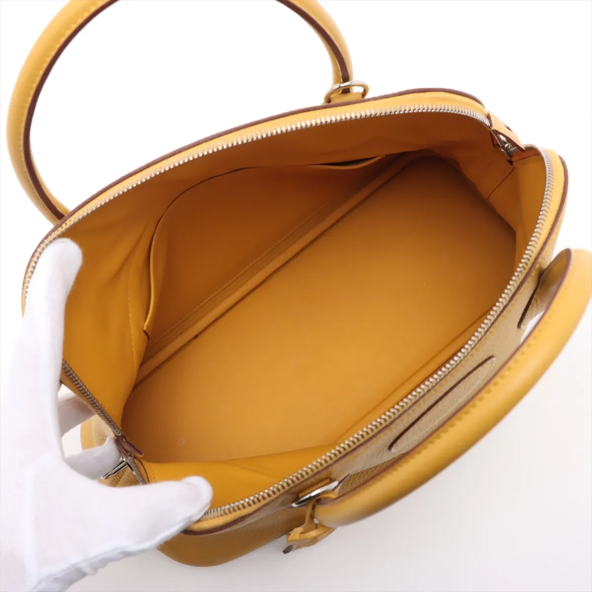 Hermès Bolide 31, Taurillon Clemence leather, Jaune Ambre, silver hardware, C: 2018 — view 8