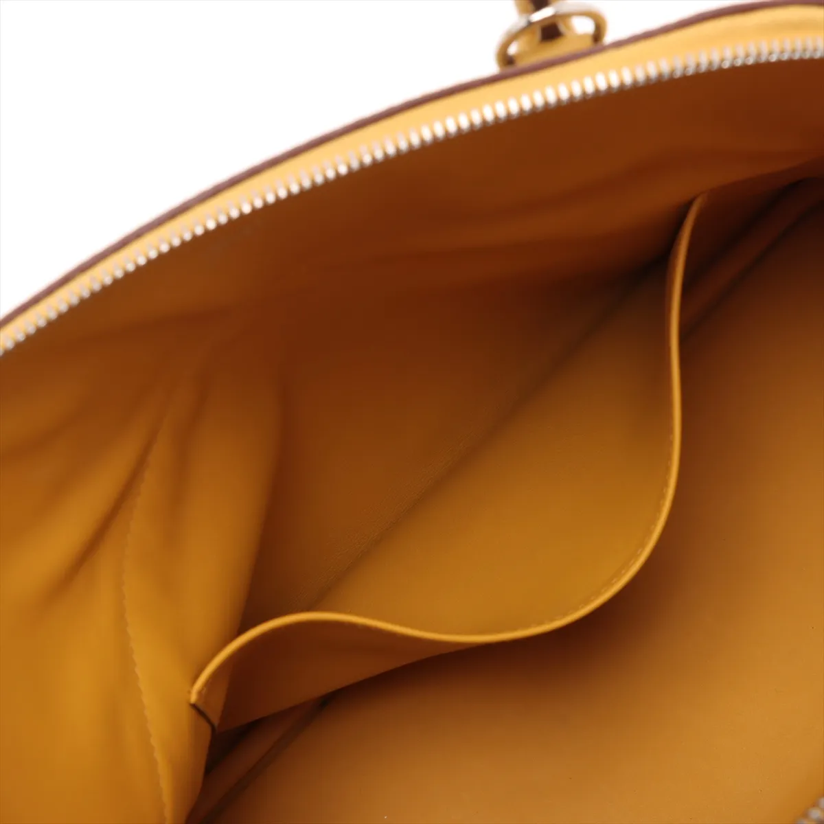 Hermès Bolide 31, Taurillon Clemence leather, Jaune Ambre, silver hardware, C: 2018 — view 9