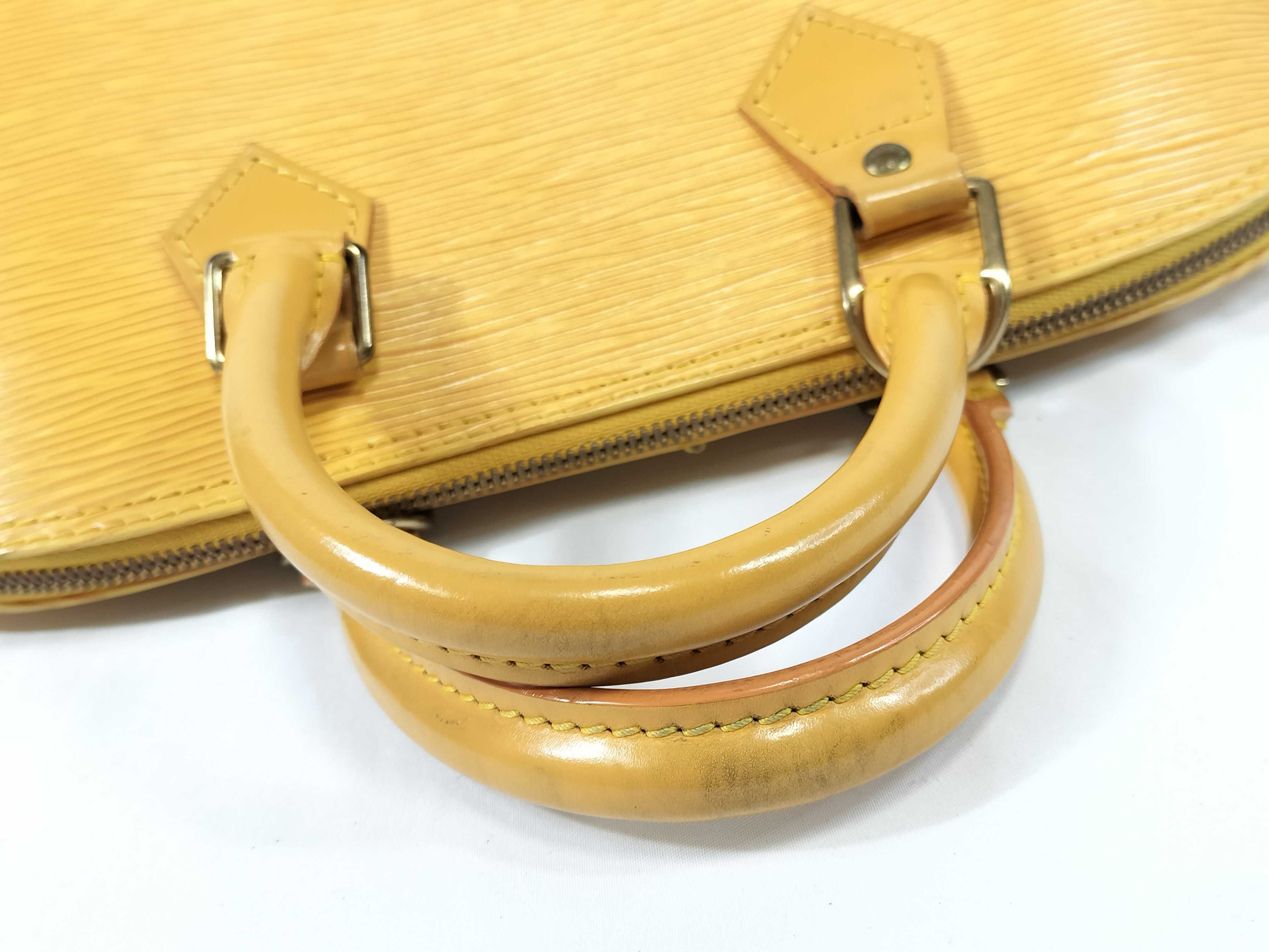 Epi Alma MM Handbag — view 3