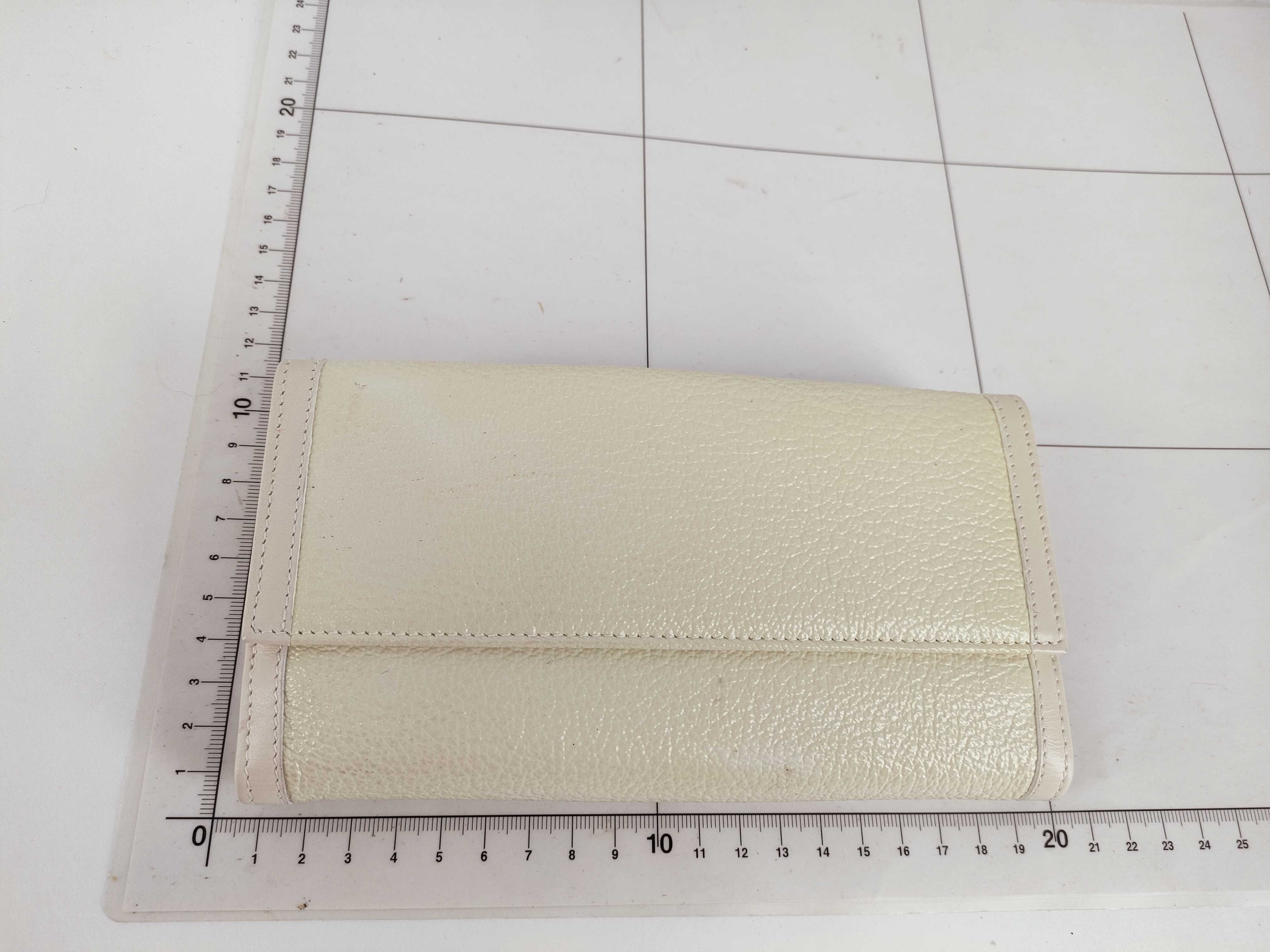 Bulgari long wallet, white wallet — view 2