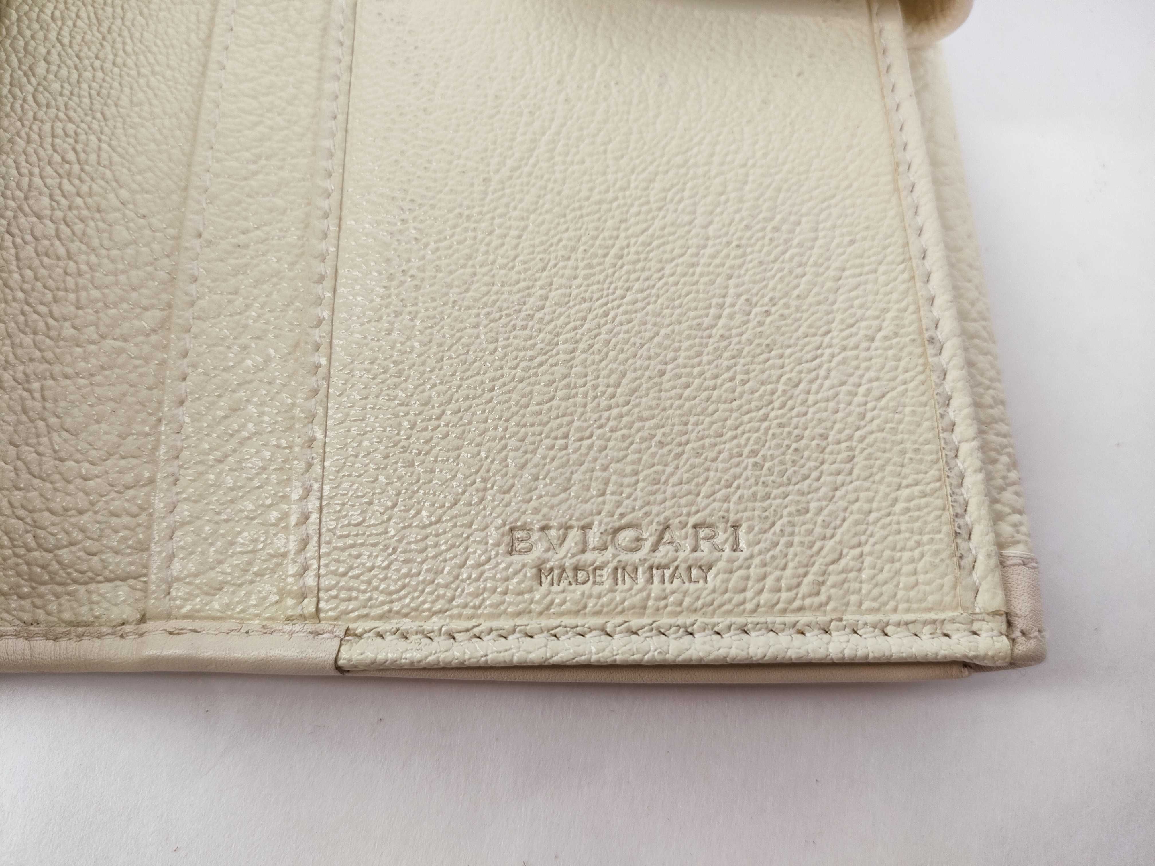 Bulgari long wallet, white wallet — view 13