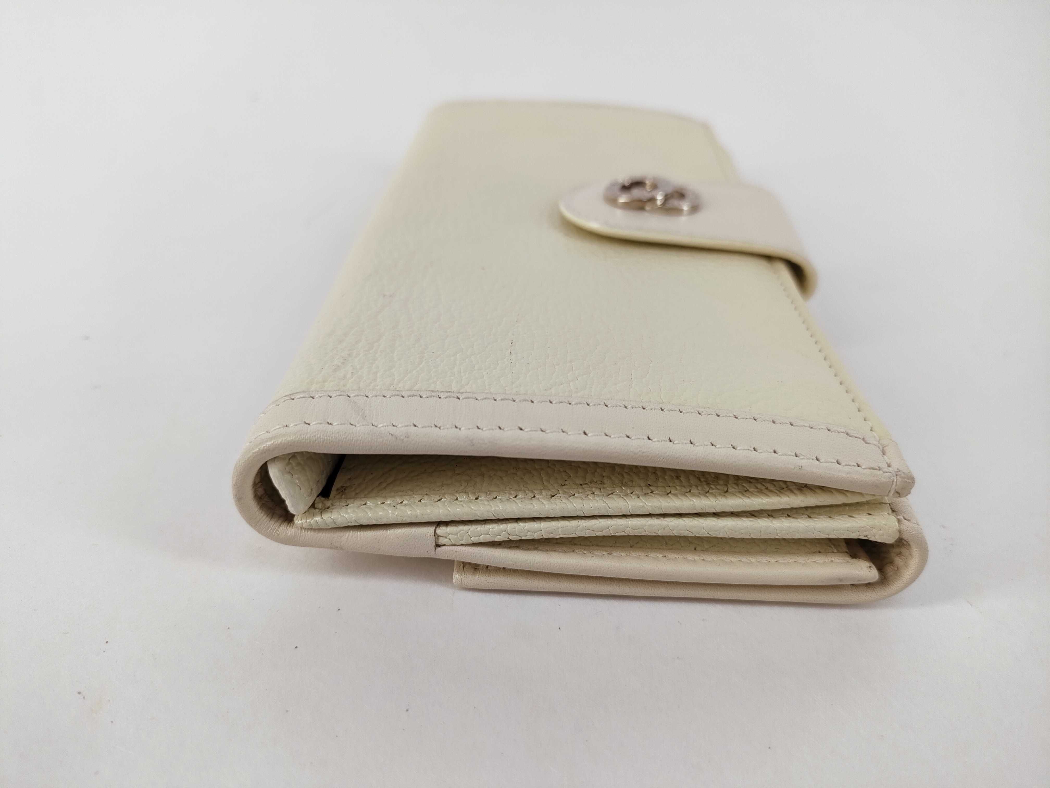 Bulgari long wallet, white wallet — view 4