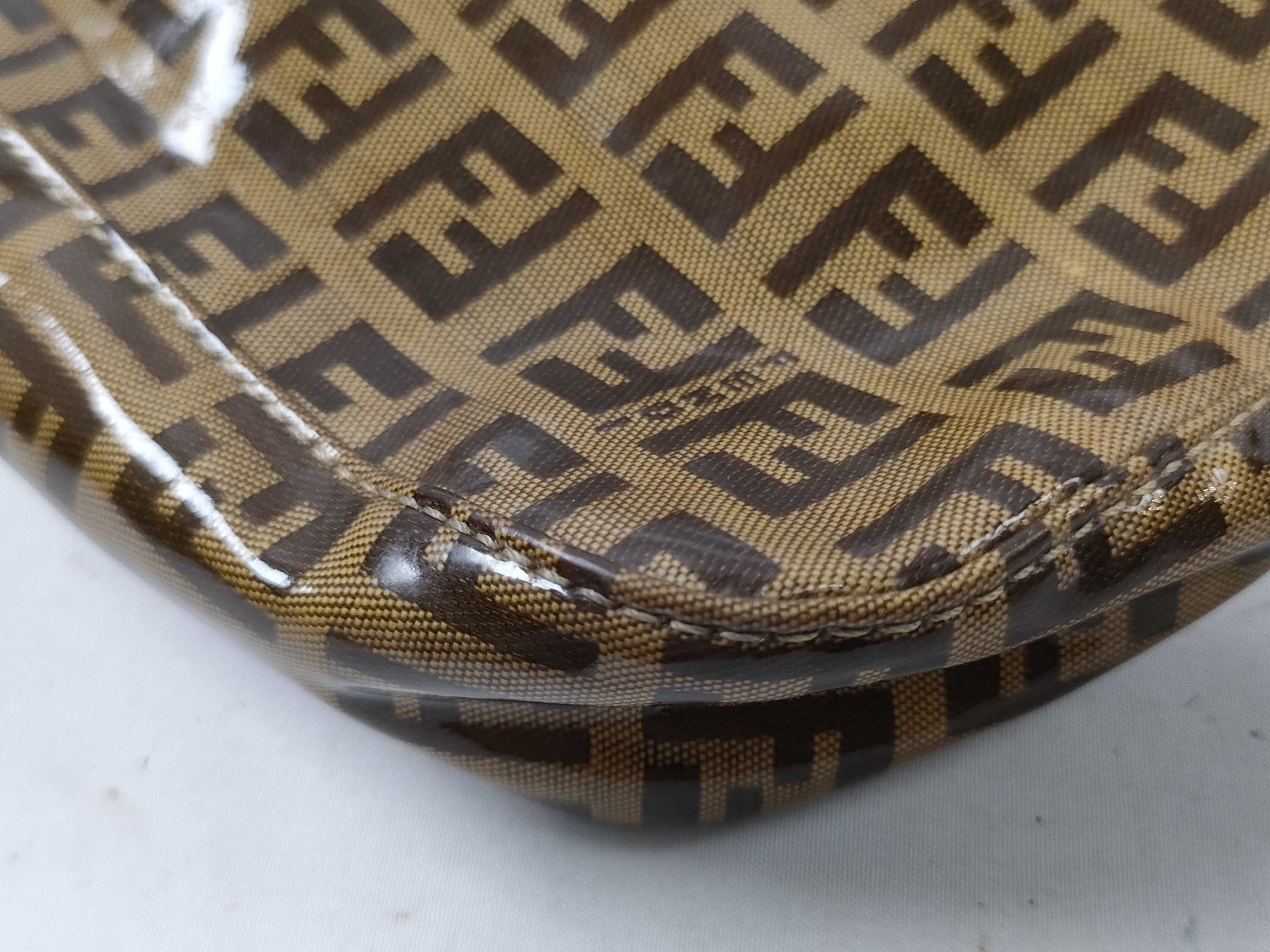 Mamma Bucket Zucchino Shoulder Bag — view 4