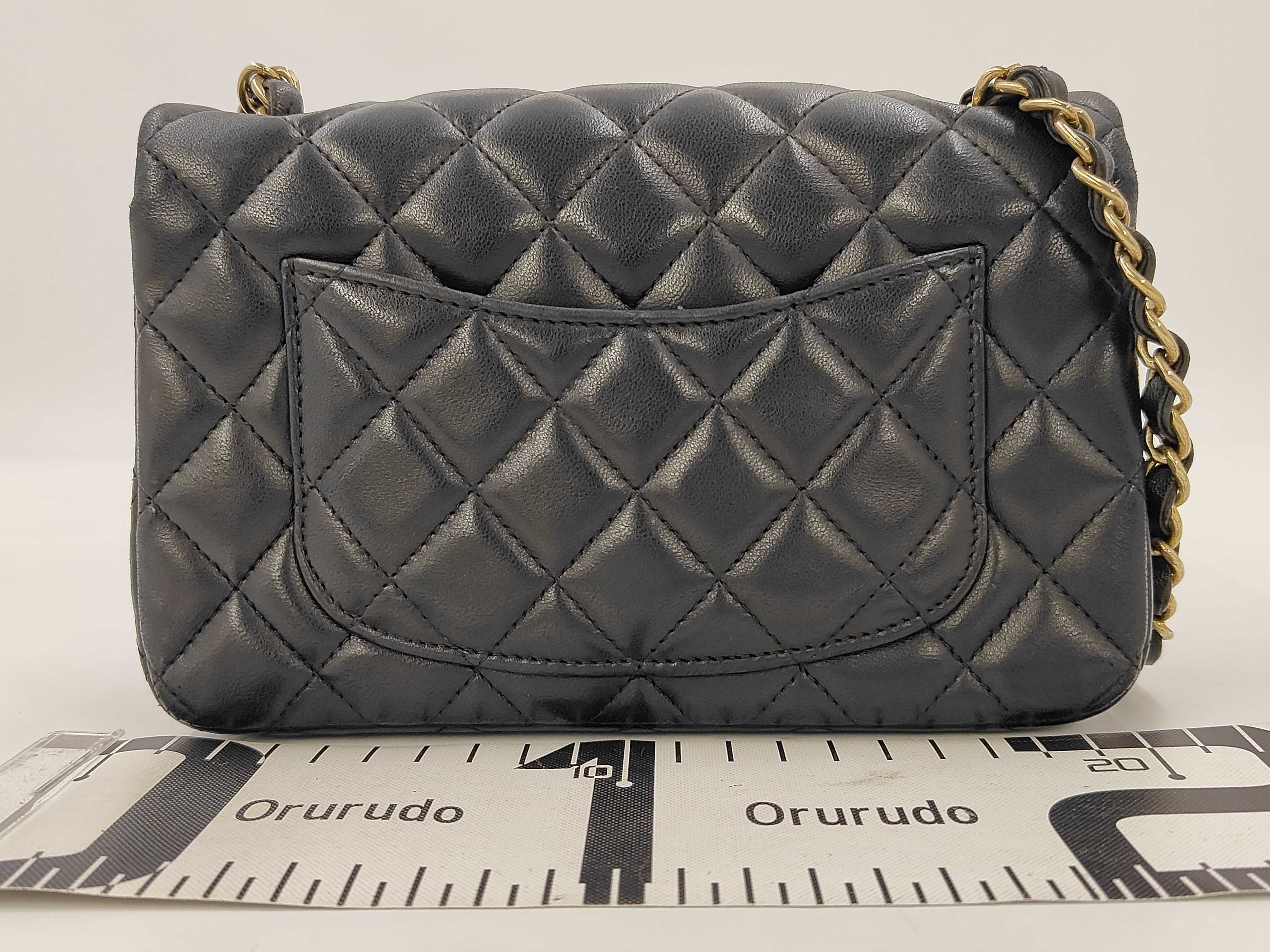 Matelassé 20 Lambskin Gold Hardware Chain Shoulder Bag, Serial Number 23, Black Shoulder Bag — view 2