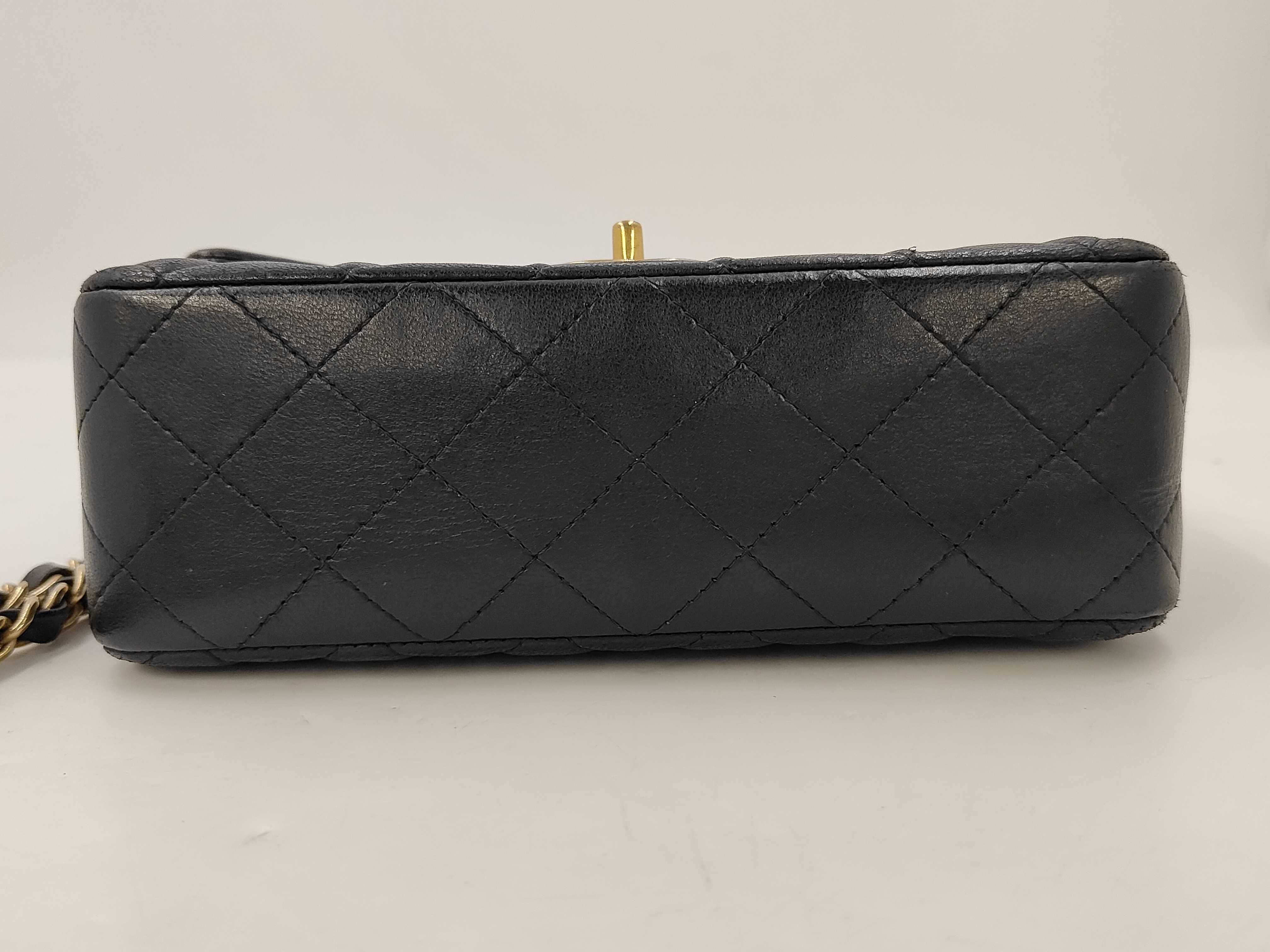 Matelassé 20 Lambskin Gold Hardware Chain Shoulder Bag, Serial Number 23, Black Shoulder Bag — view 8