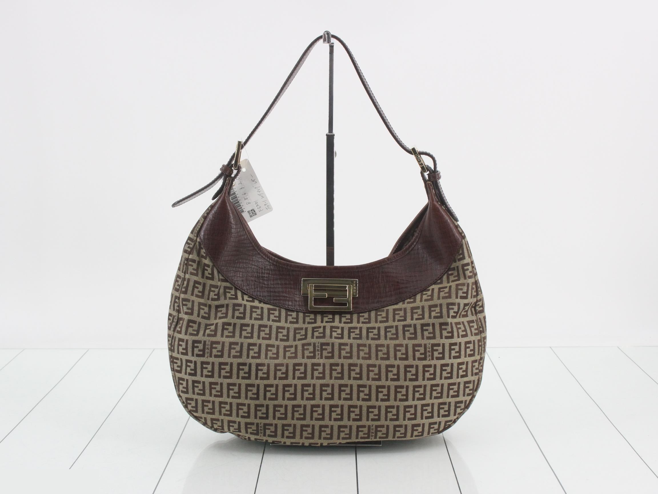 Zucchino Leather Shoulder Bag