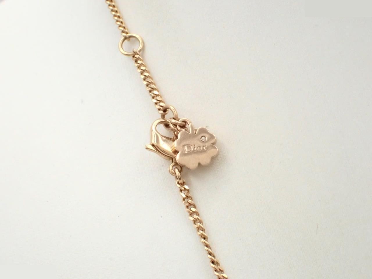 Other lines: Precious metal necklaces, heart design, rhinestones, gold. — view 2