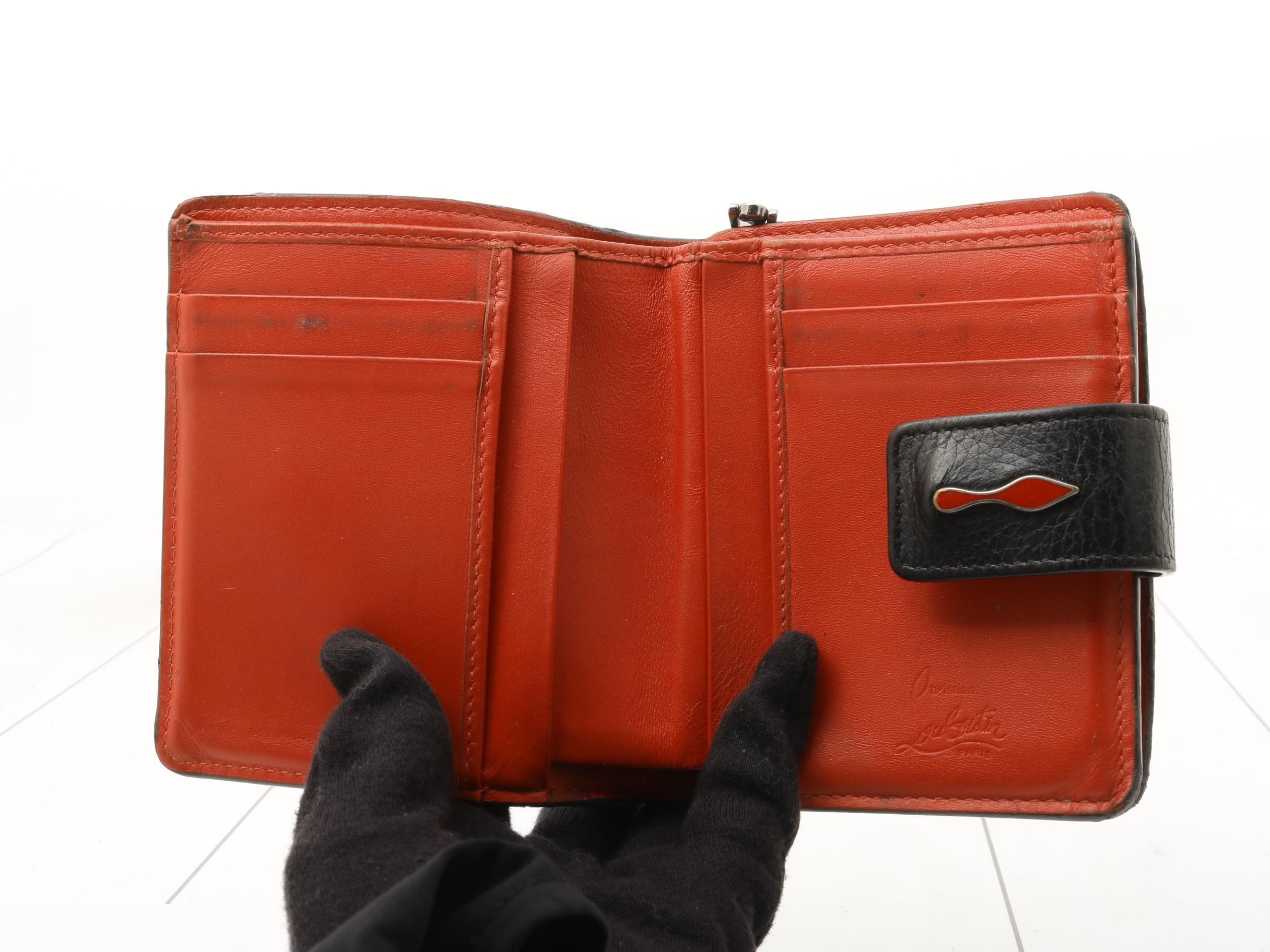 Other lines: Bags and Wallets — view 5