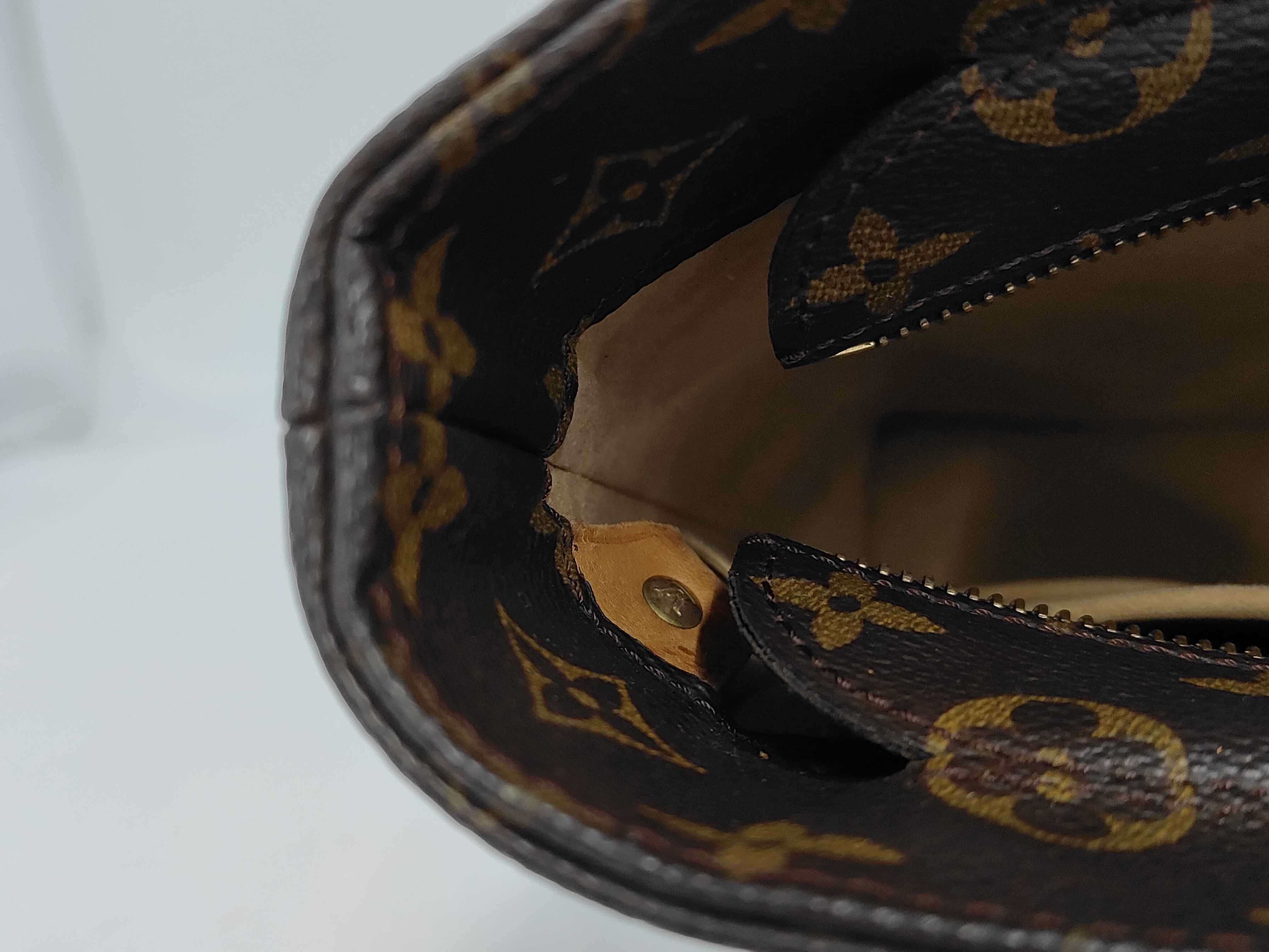 LV Monogram Luco Tote Bag M51155 — view 11