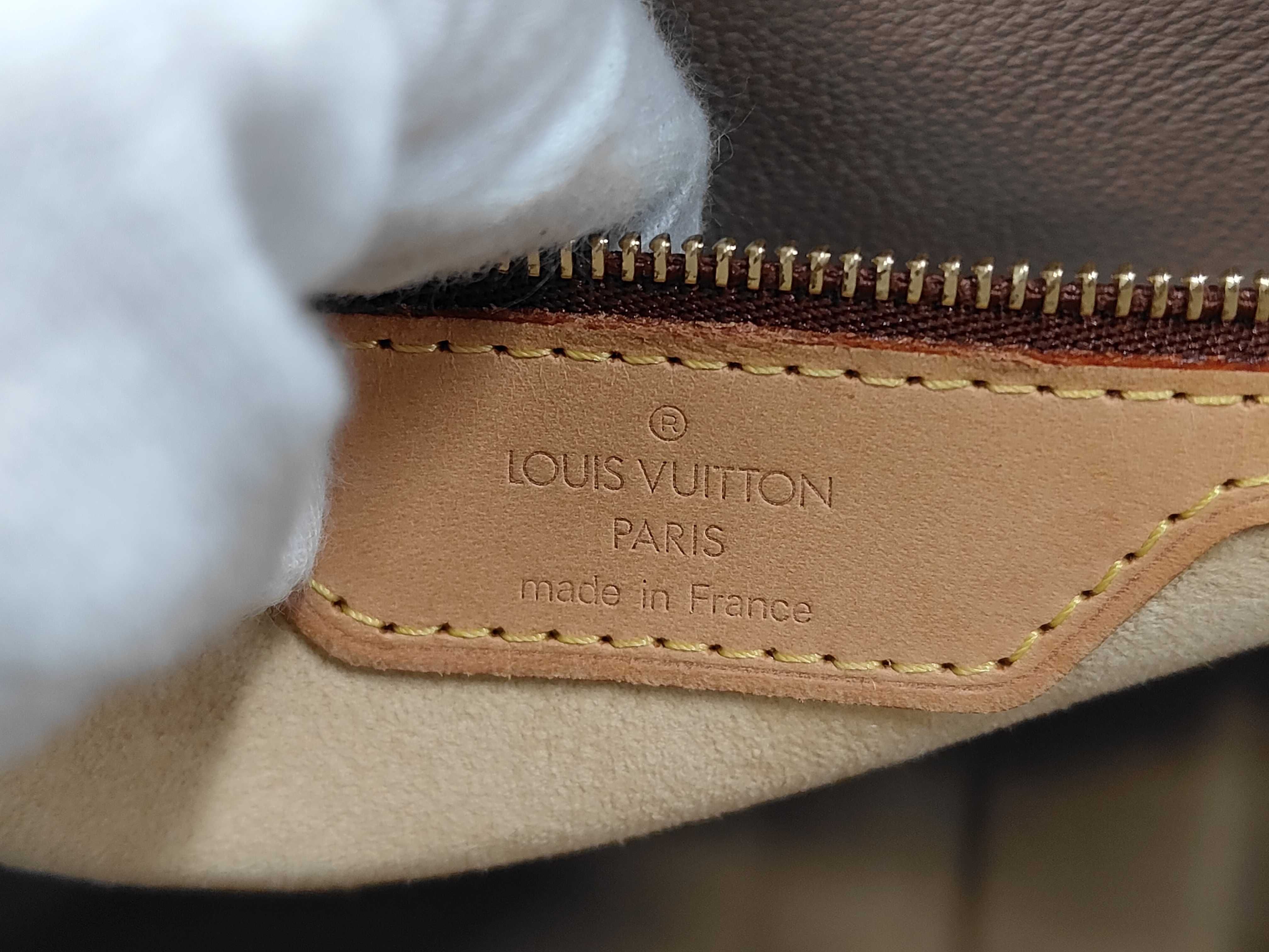 LV Monogram Luco Tote Bag M51155 — view 9