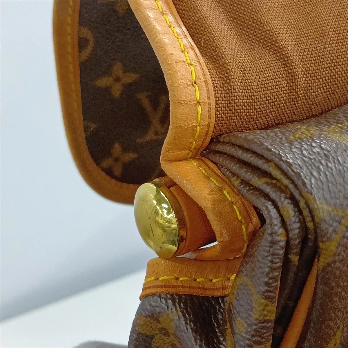 Monogram Sac Chasse M41140 PS0959 Brown — view 15