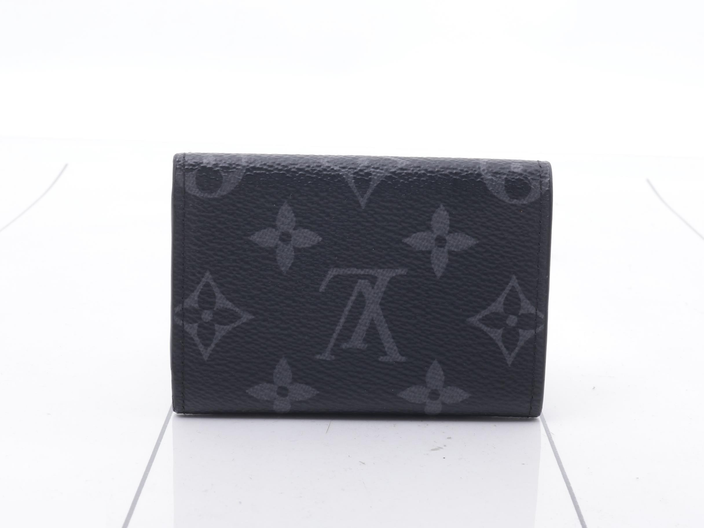 Discovery Compact Wallet with IC Chip — view 2