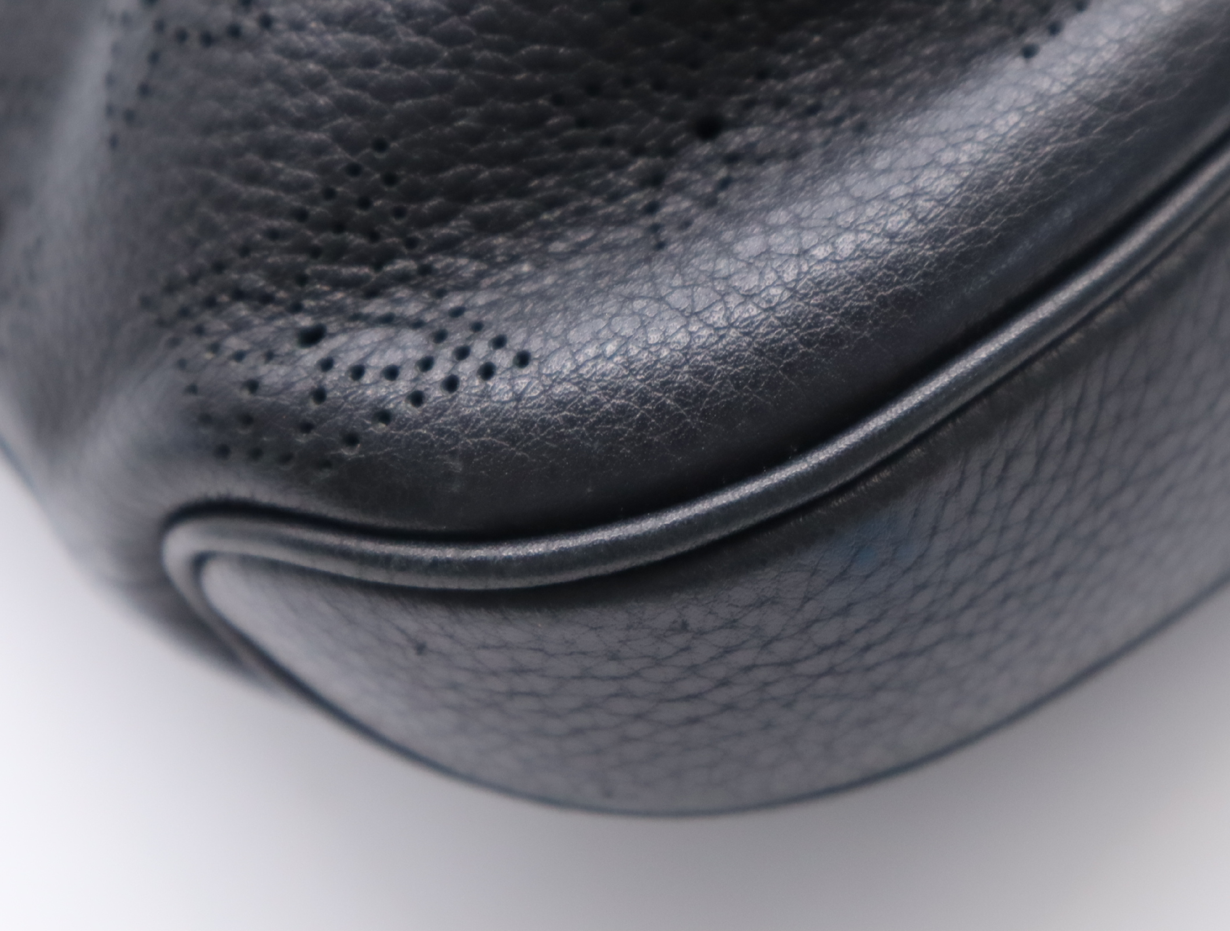 M93987 Mahina Selene MM Noir Handbag with Shoulder Strap, Padlock, 2 Keys, Clochette, Pouch, Dust Bag, and Box. — view 6