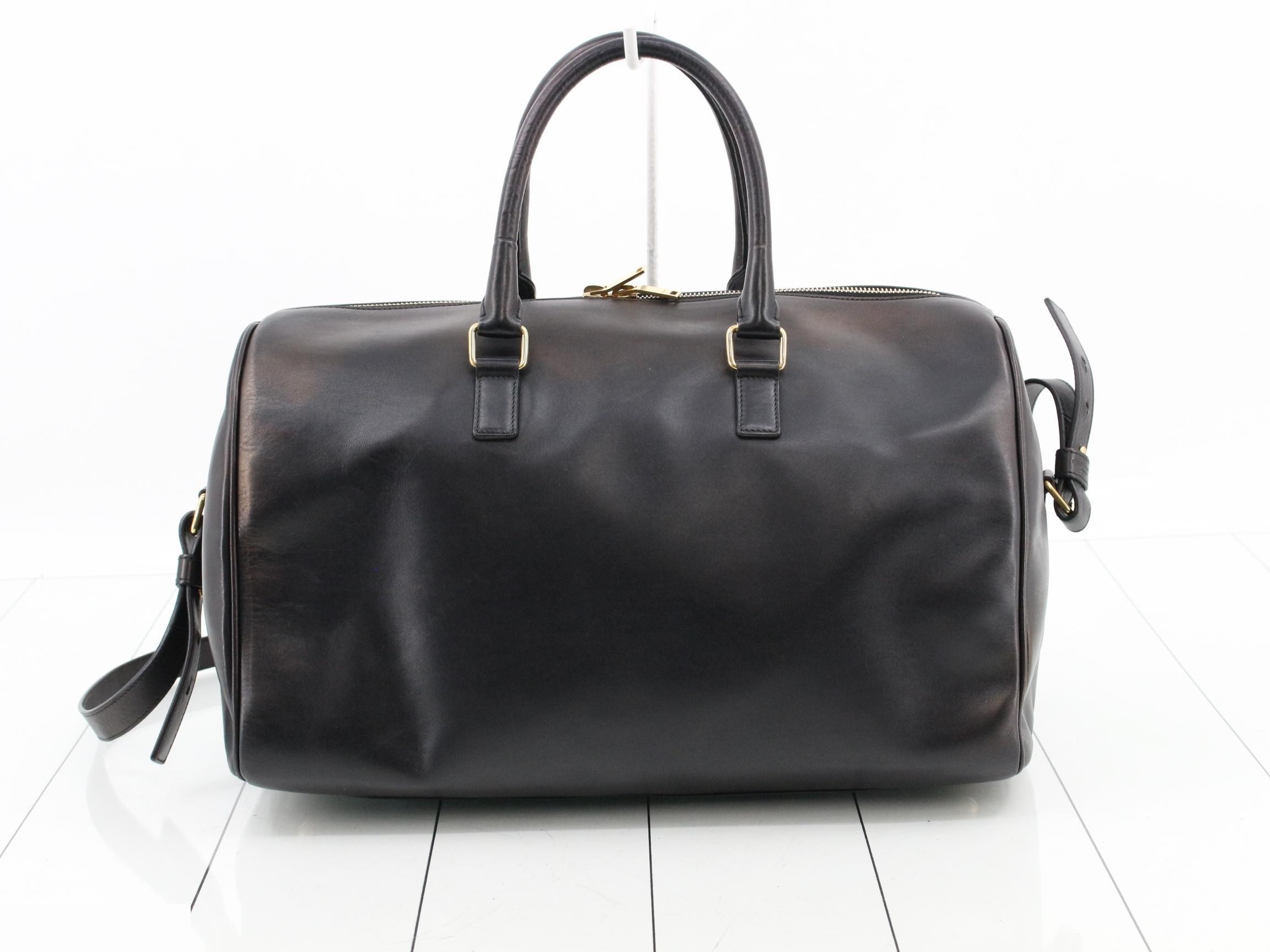 Classic Duffle 12 2-Way Boston Bag, Leather, Black — view 2