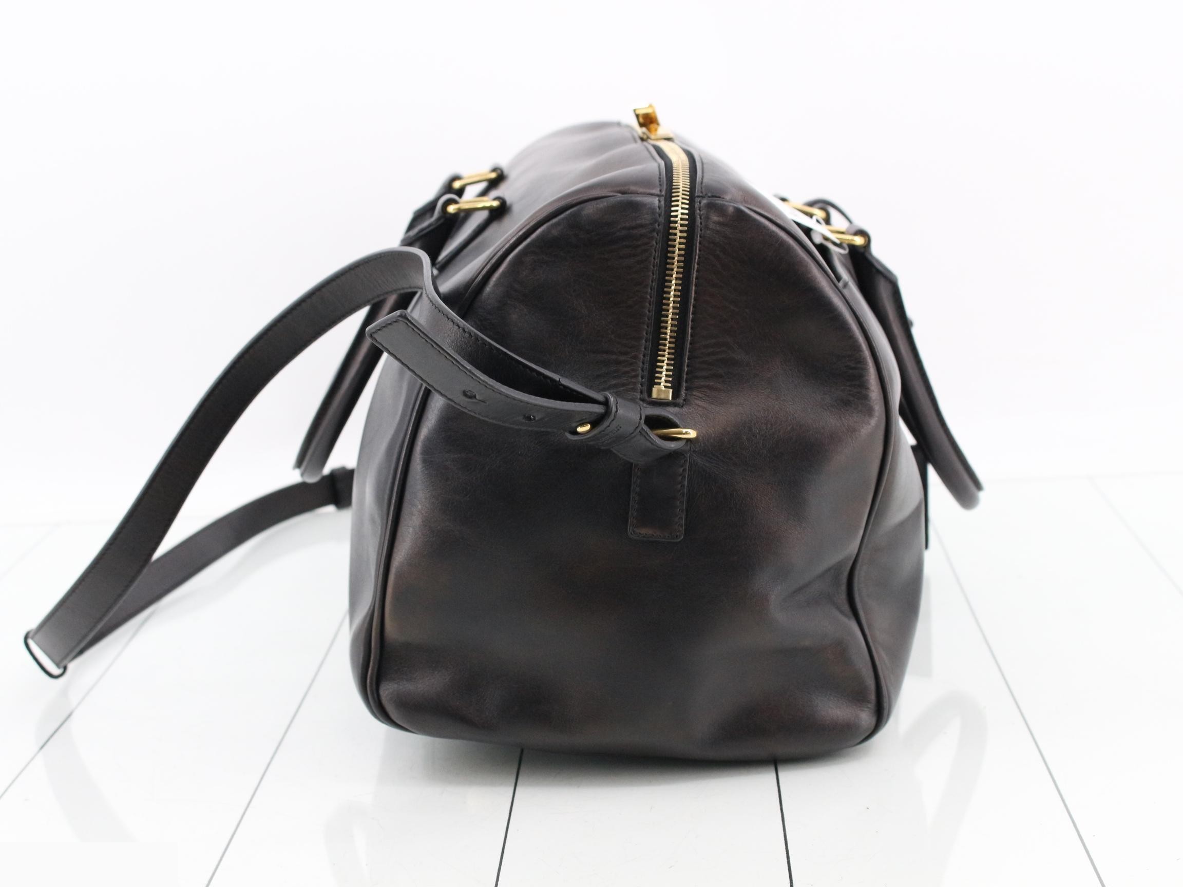 Classic Duffle 12 2-Way Boston Bag, Leather, Black — view 4