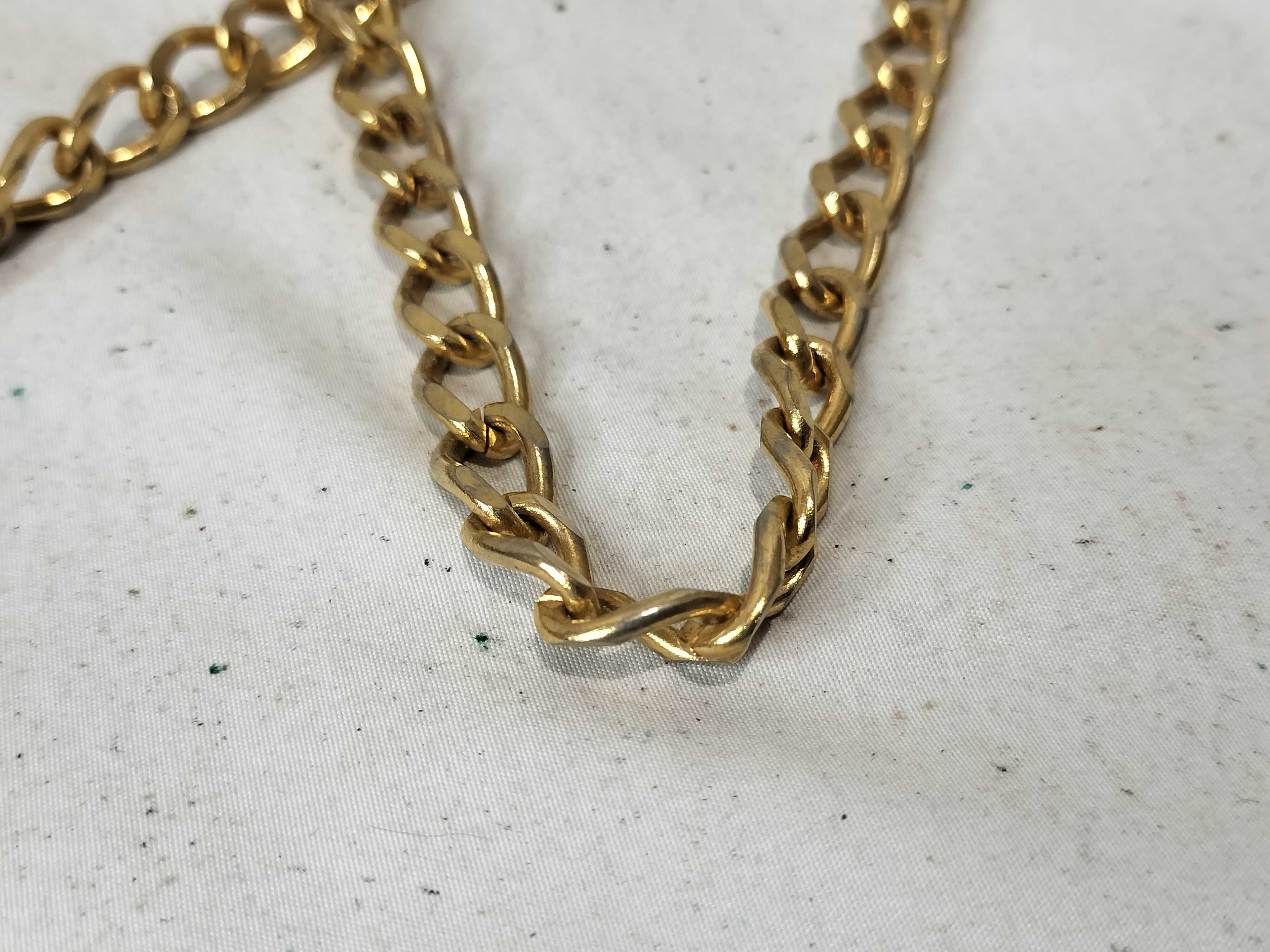 Honeycomb Vintage Gold Chain Shoulder Bag — view 5