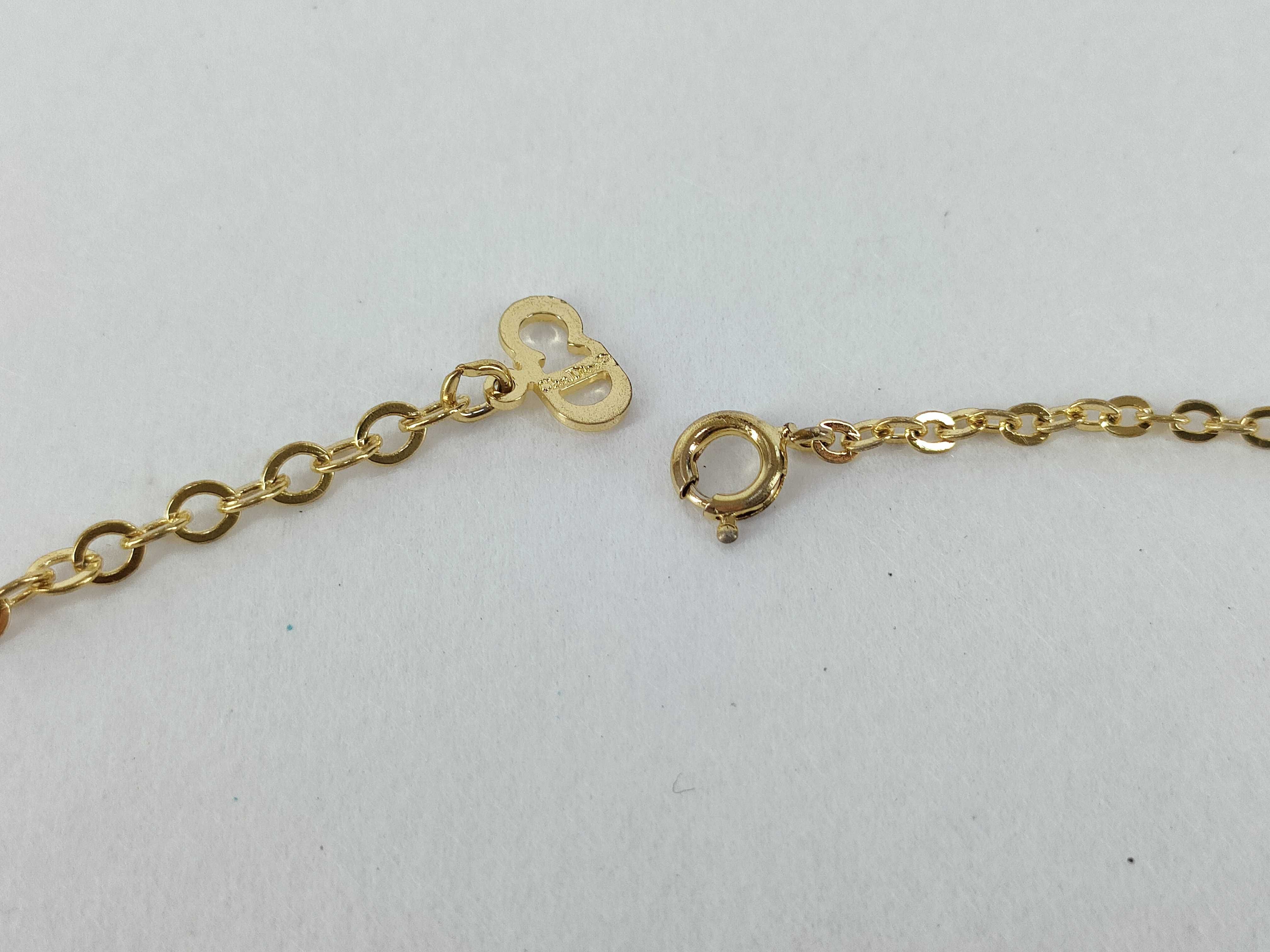 Trotter Oval Necklace — view 5