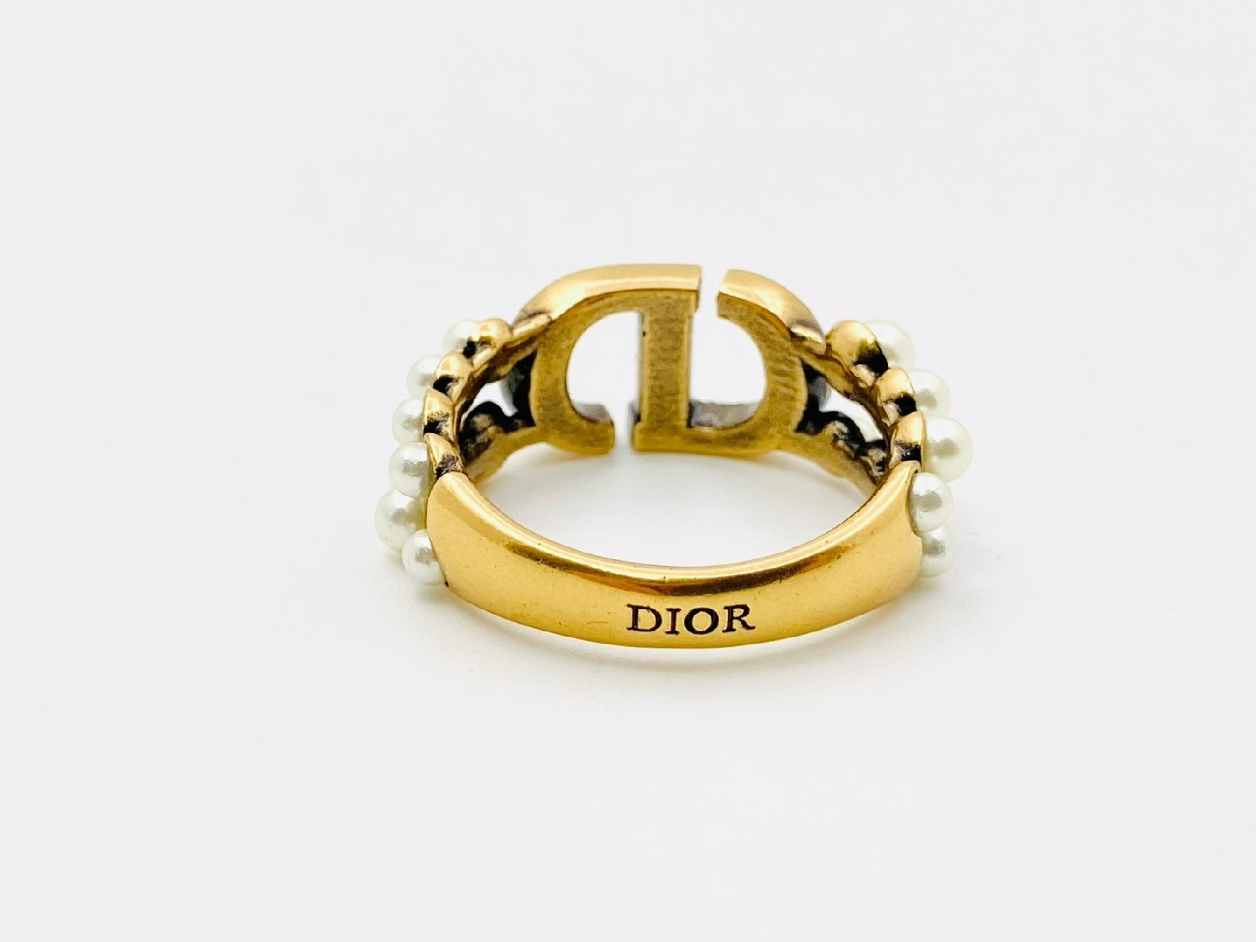 Petit CD (Card logo) rhinestone and faux pearl ring, size S, bronze gold. — view 3