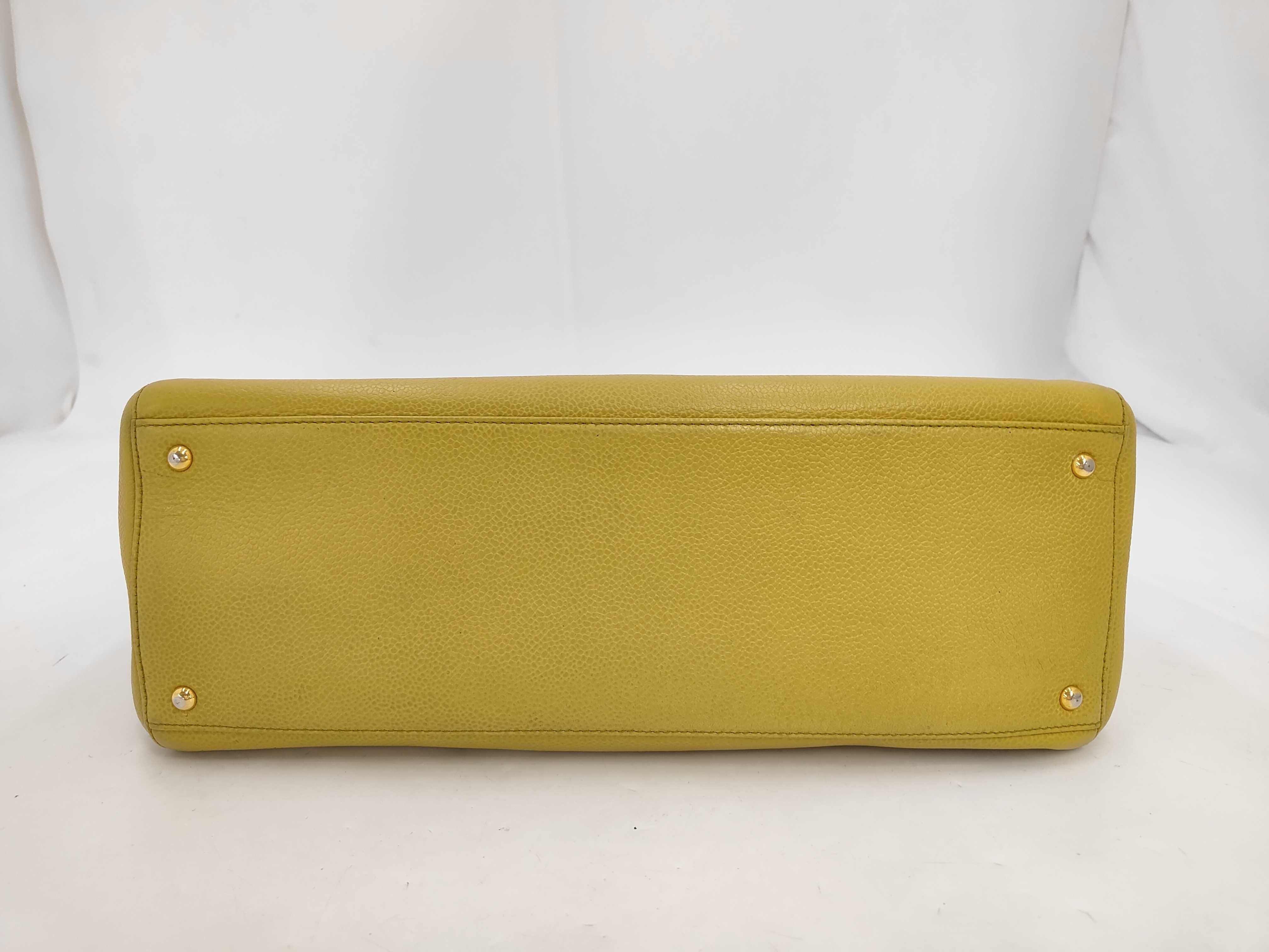 Caviar Skin Chain Tote 5329303 Yellow Tote Bag — view 4