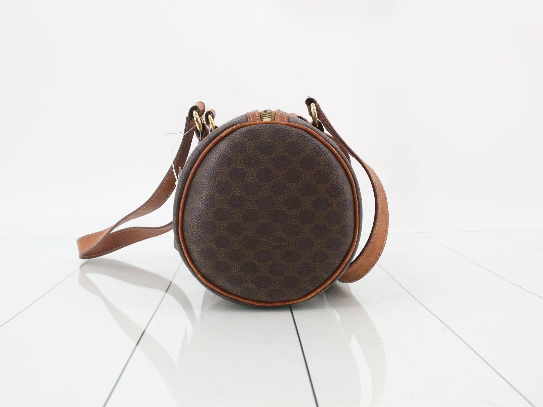 handbag — view 3