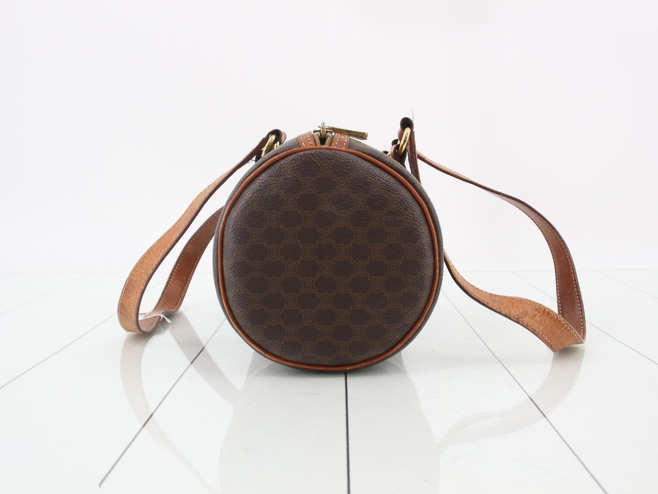 handbag — view 4
