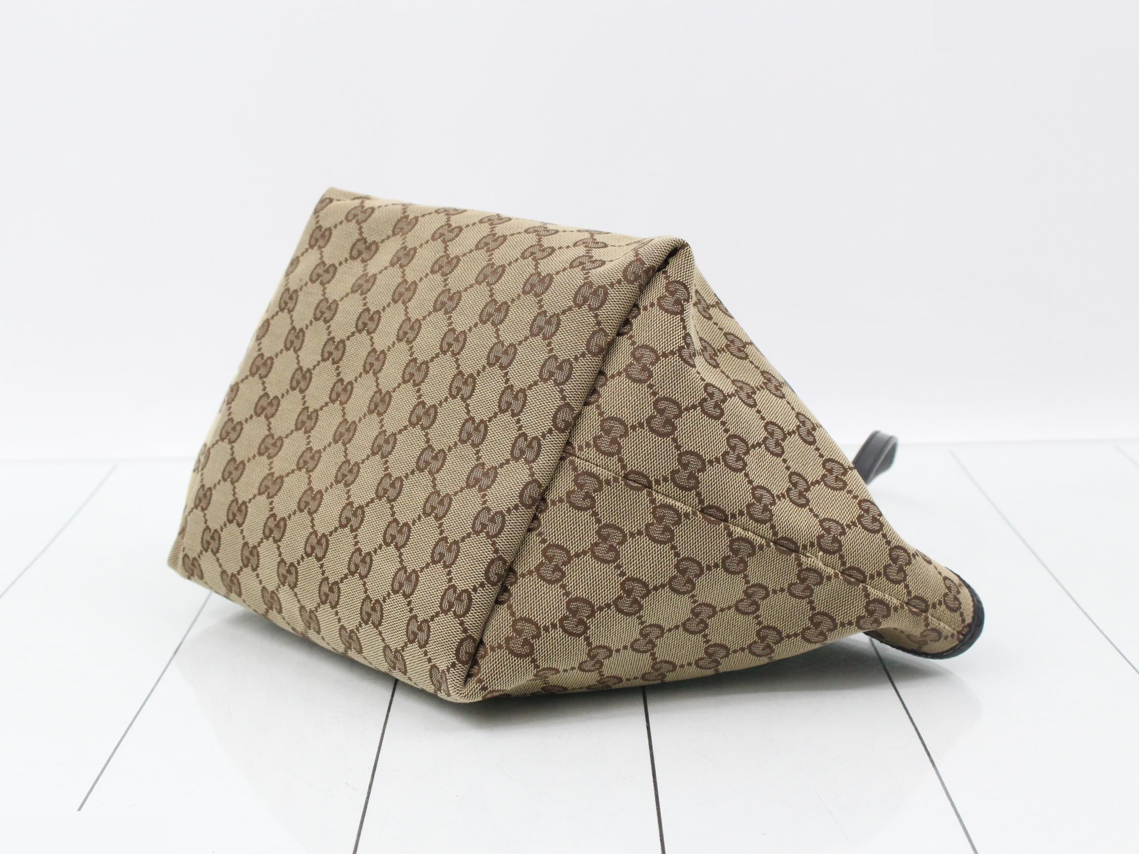 GG Canvas (Bag) / Handbag — view 6