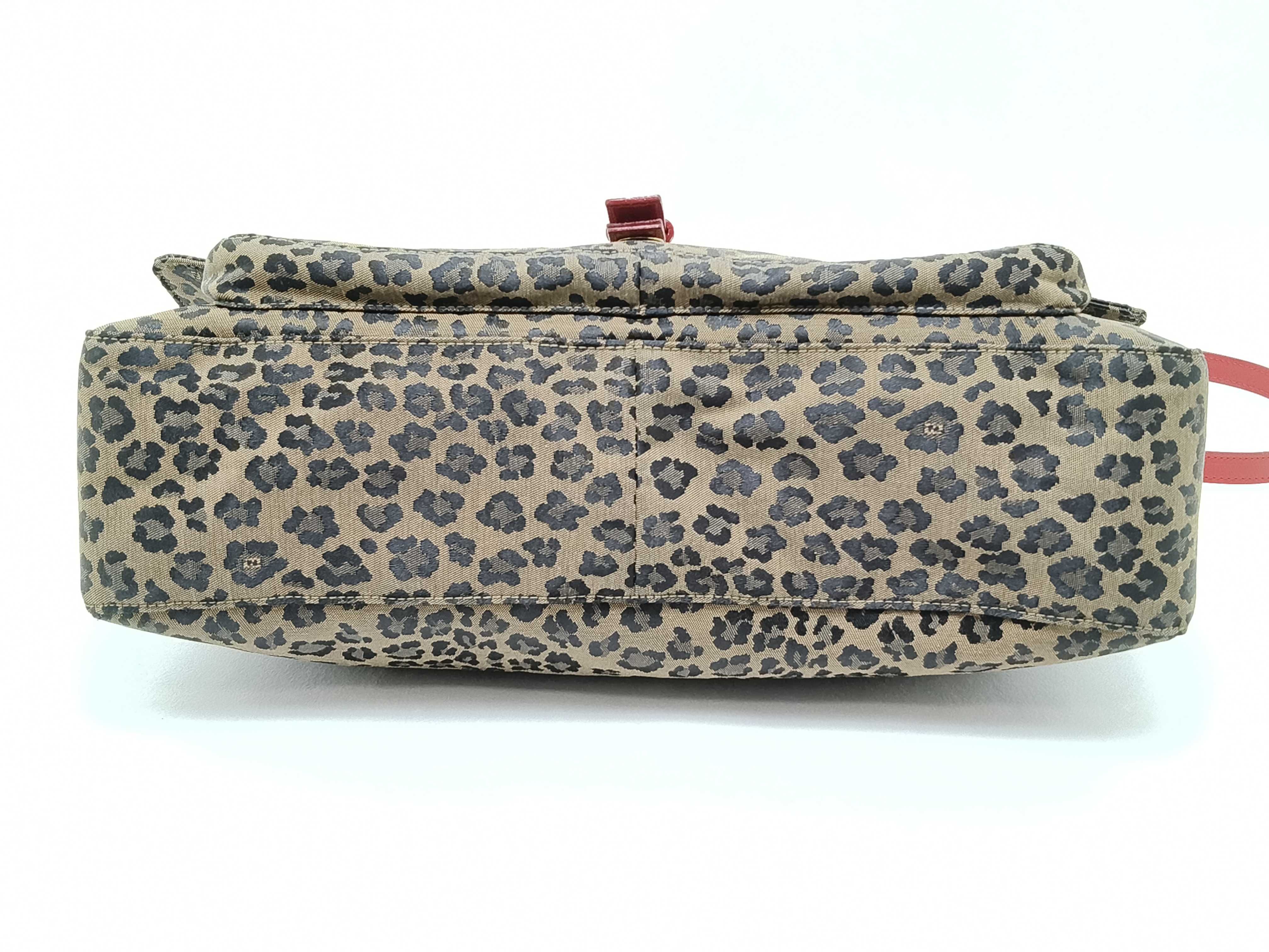 one shoulder bag — view 7