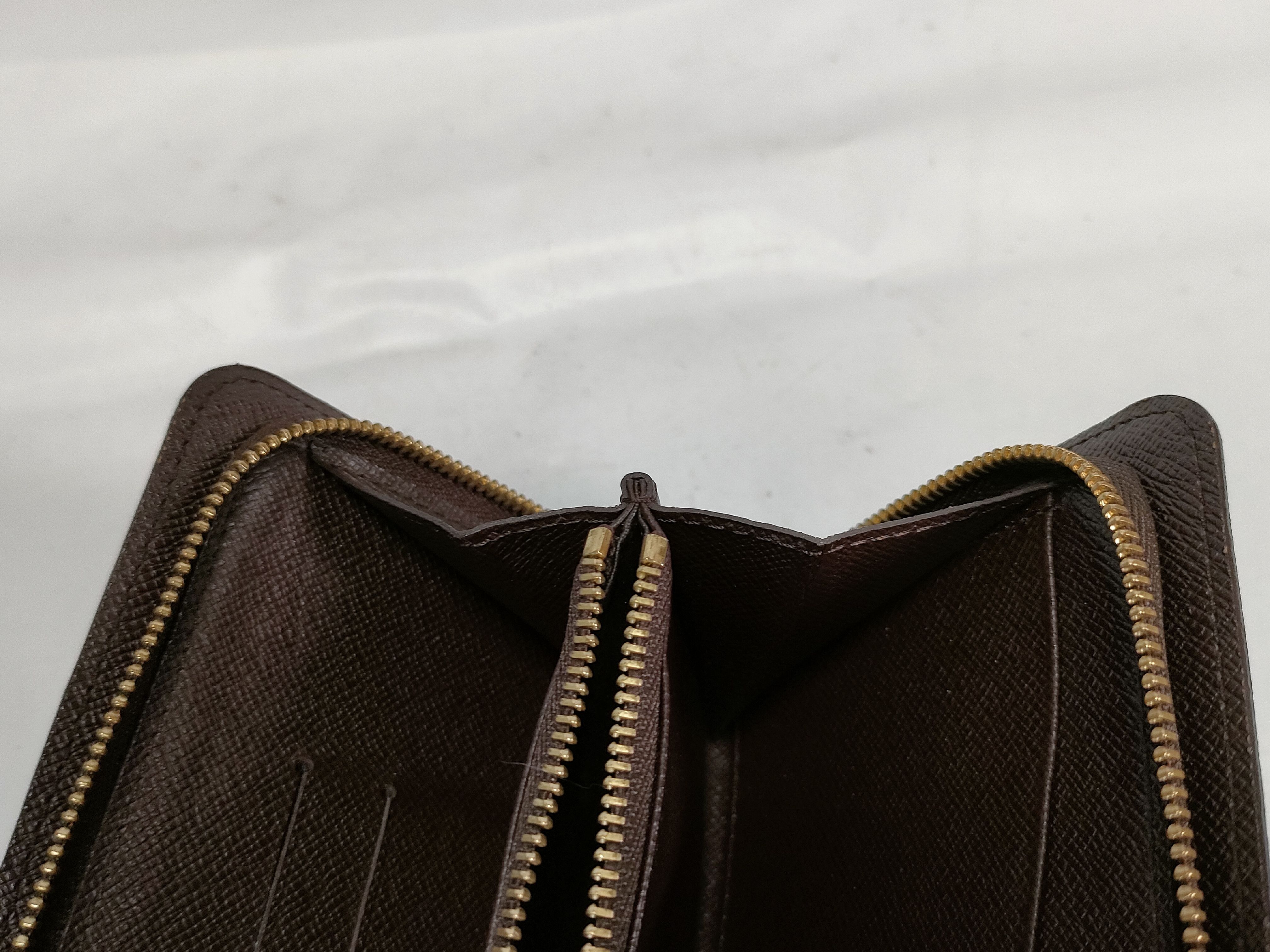 Damier Zippy Wallet — view 11