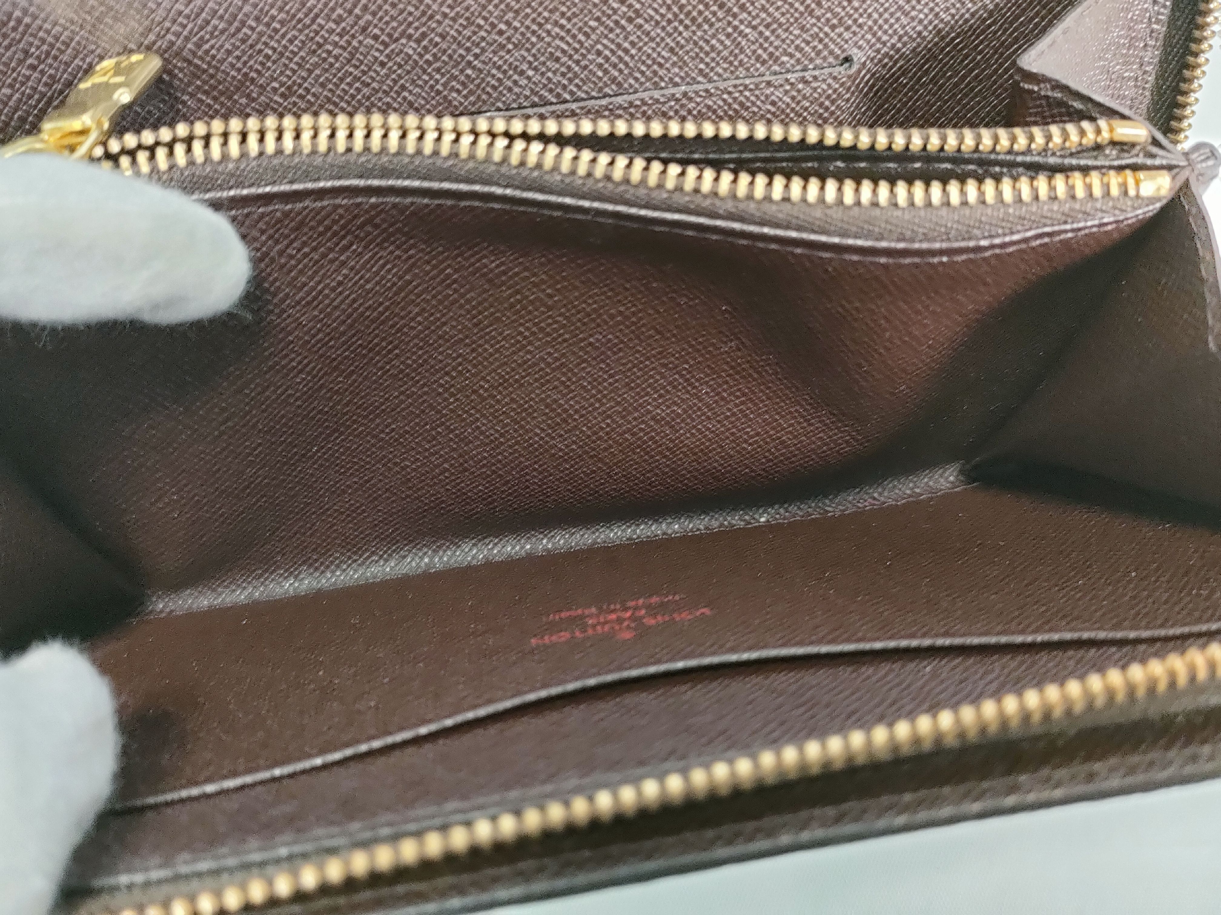 Damier Zippy Wallet — view 13