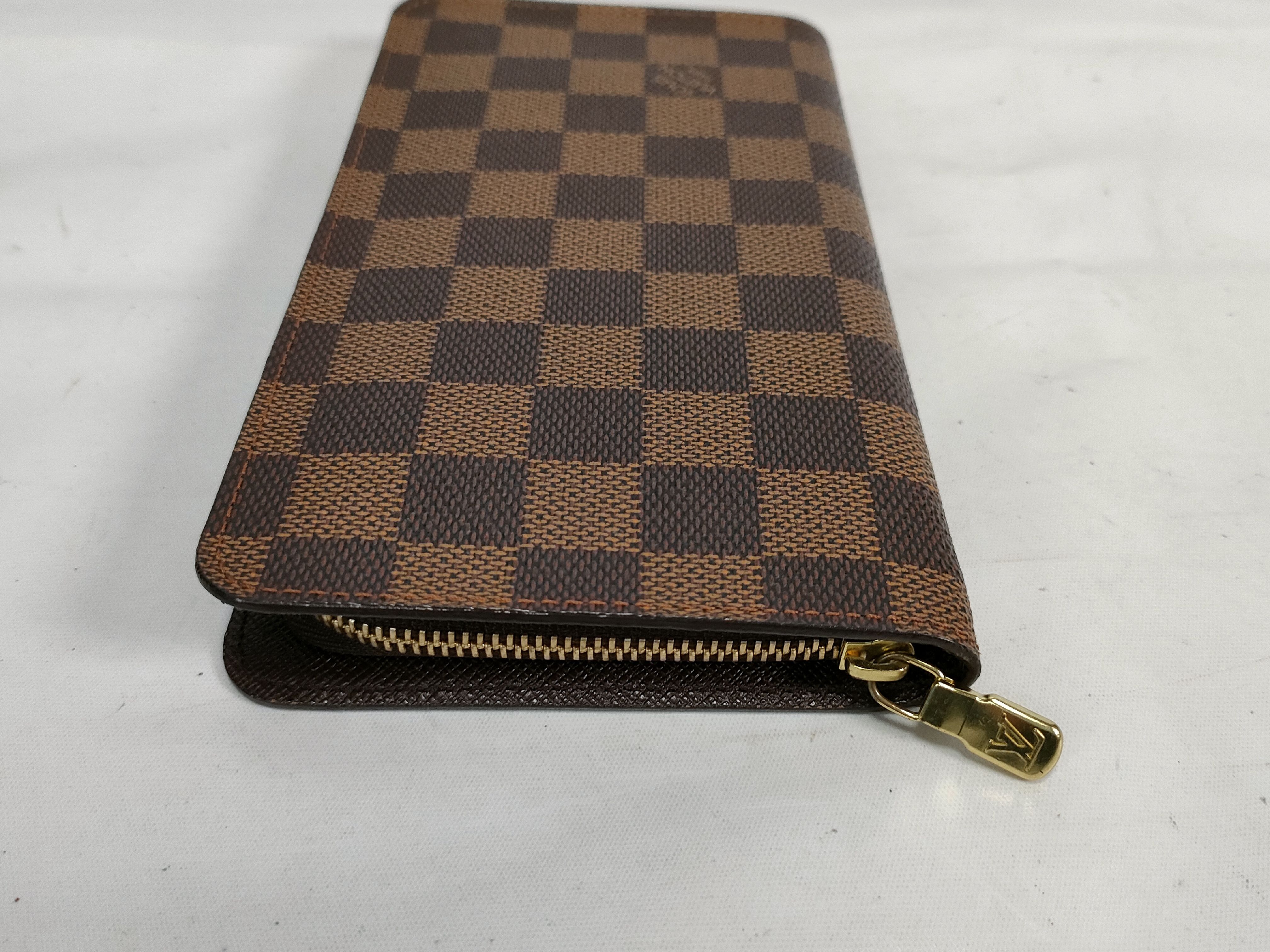 Damier Zippy Wallet — view 5