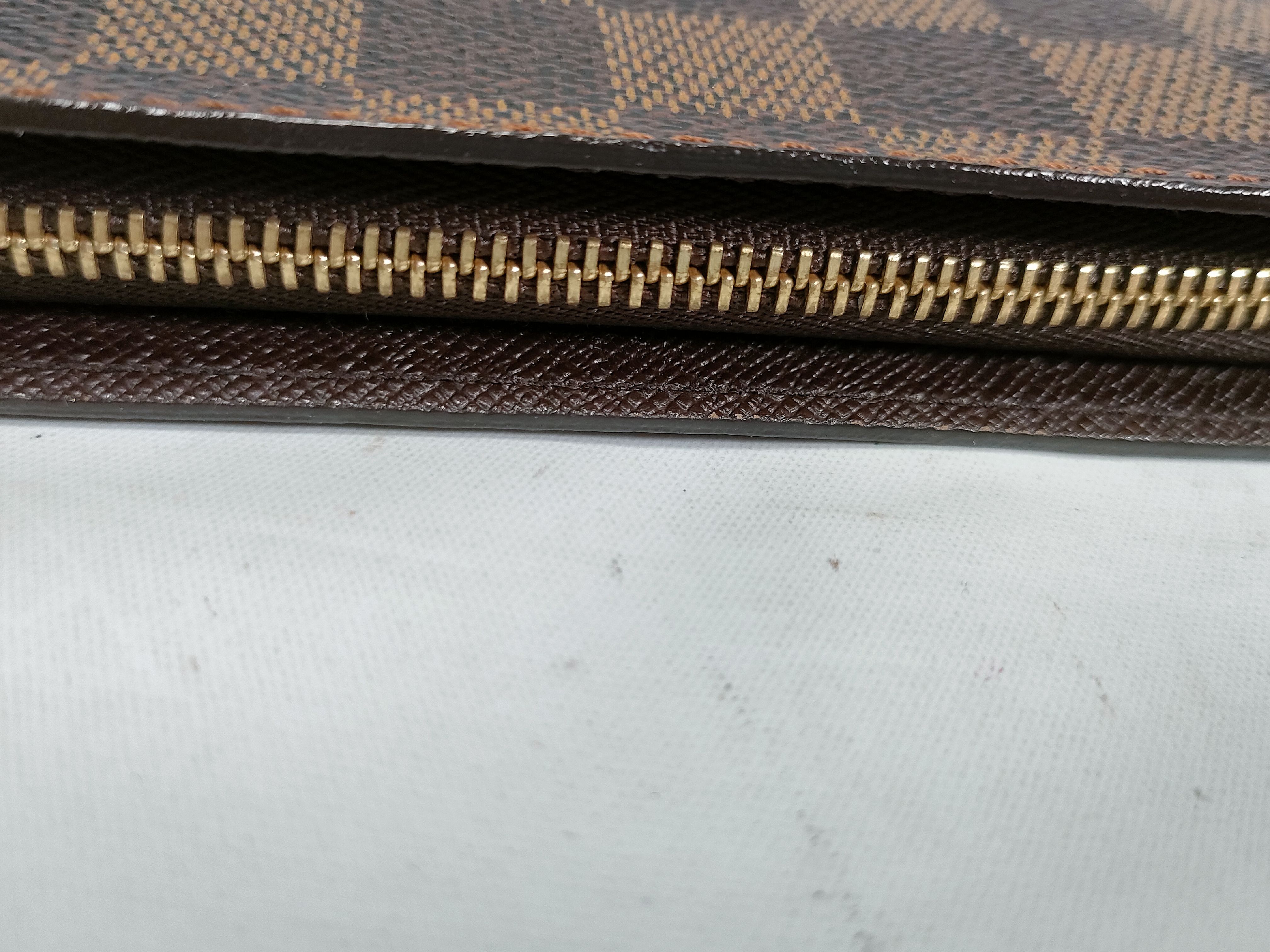 Damier Zippy Wallet — view 7