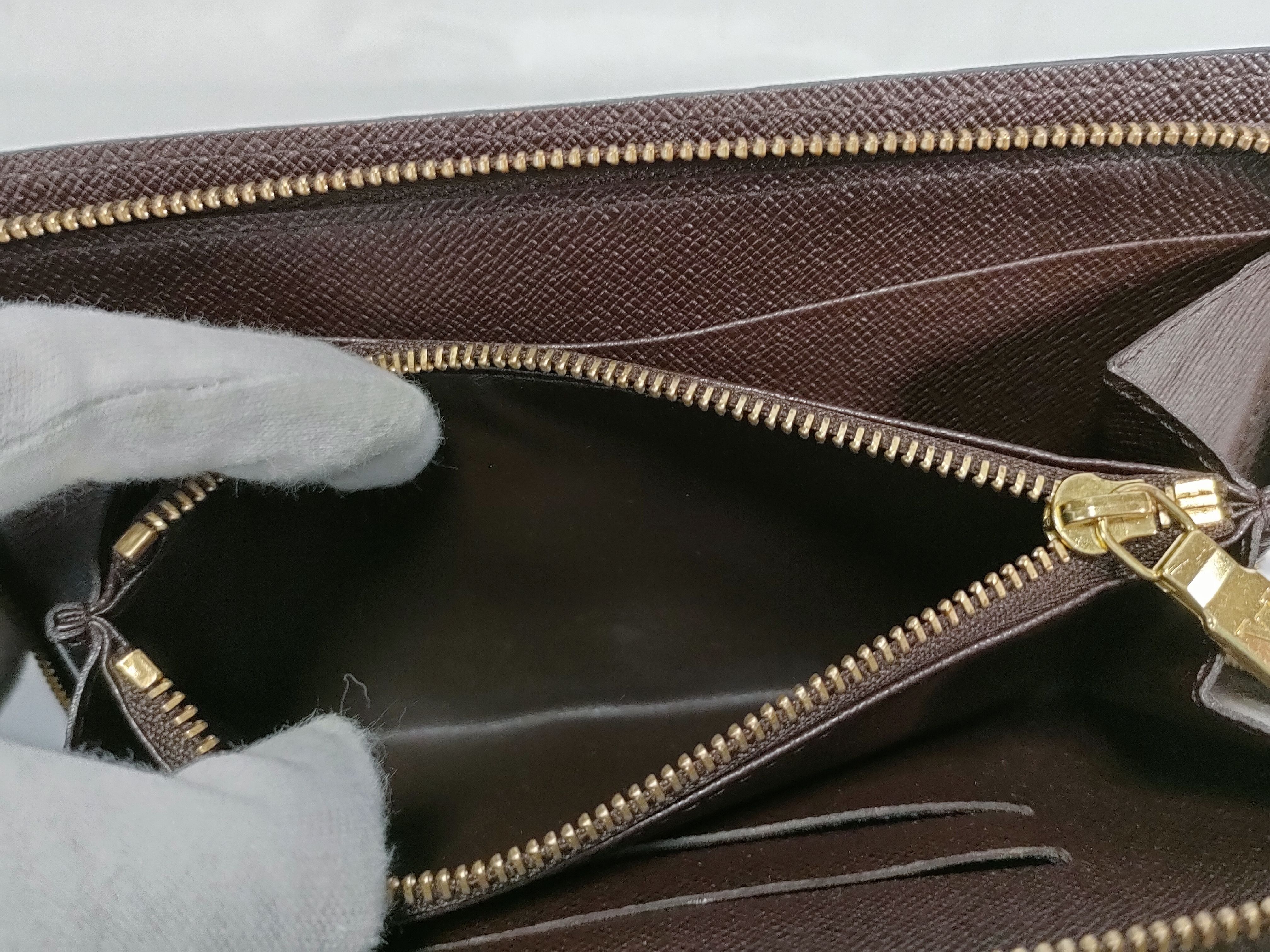 Damier Zippy Wallet — view 10