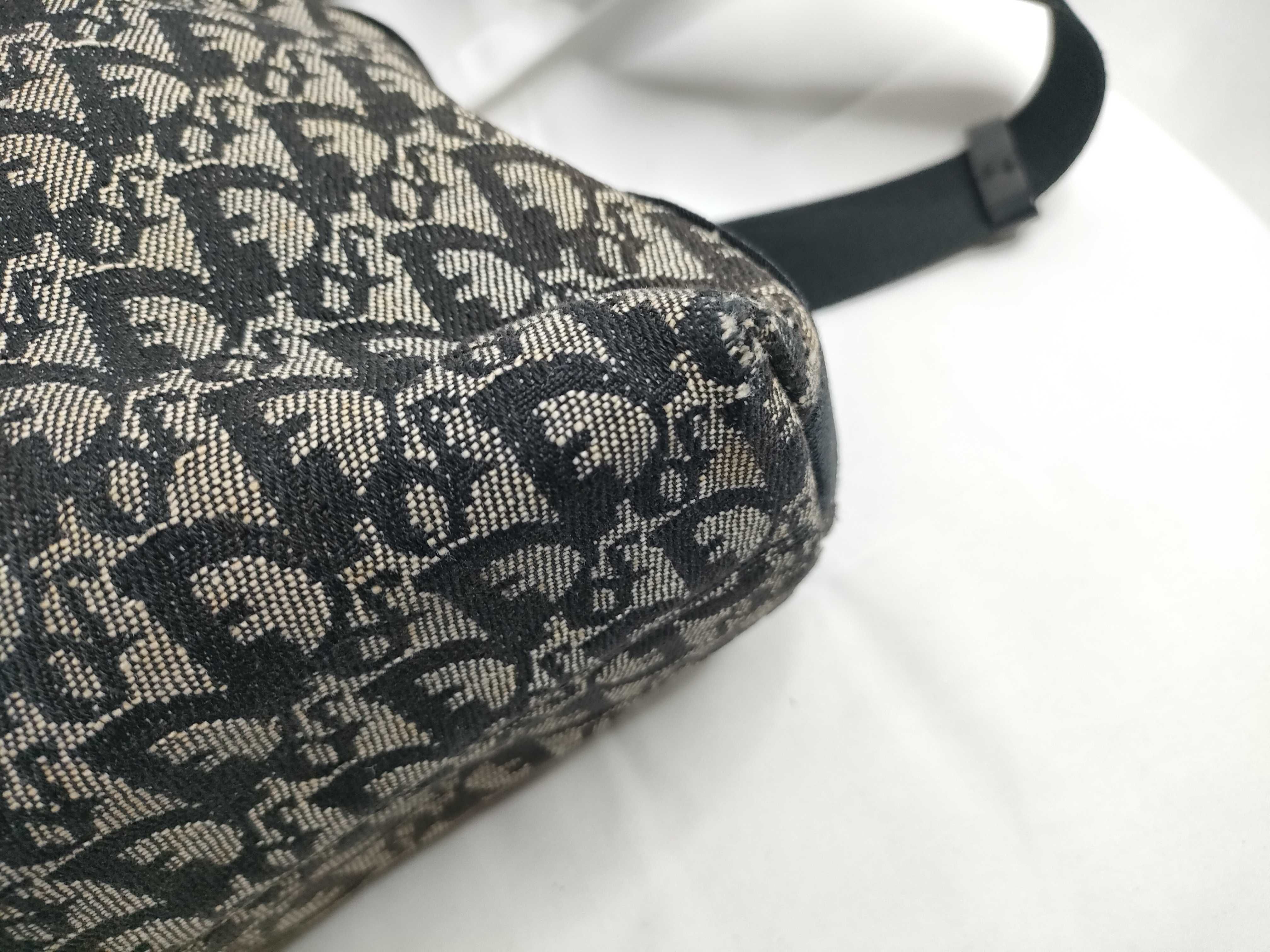 Trotter Christian Shoulder Bag Christian Trotter Crossbody Canvas Shoulder Bag Grey — view 5