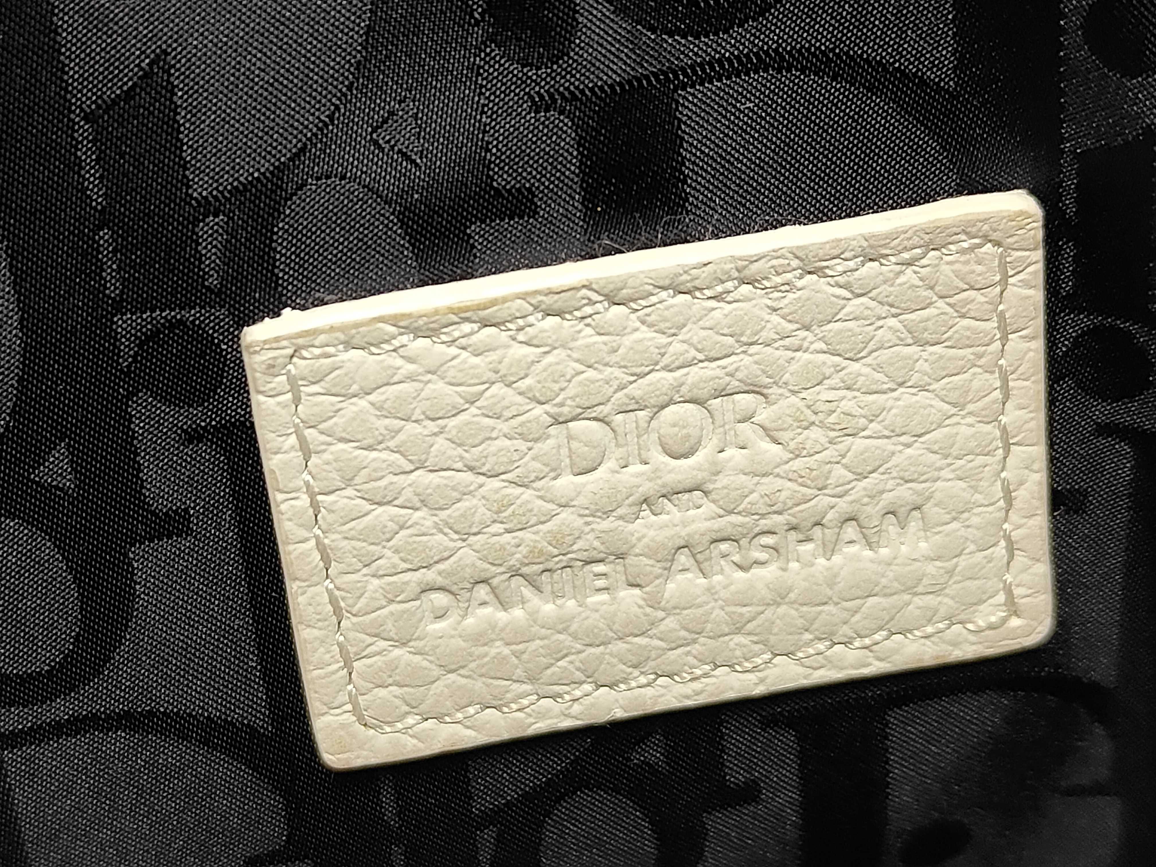 Saddle Bag Newspaper Shoulder Bag Daniel Arsham Collaboration Shoulder Bag — view 10