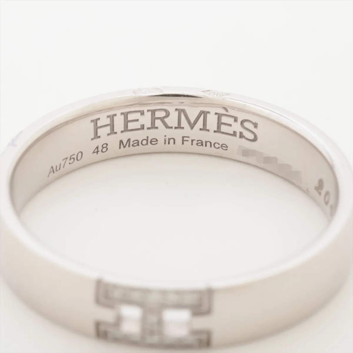 Hercules Diamond Ring 750(WG) 3.3g 48 Initial 20V043901 — view 3