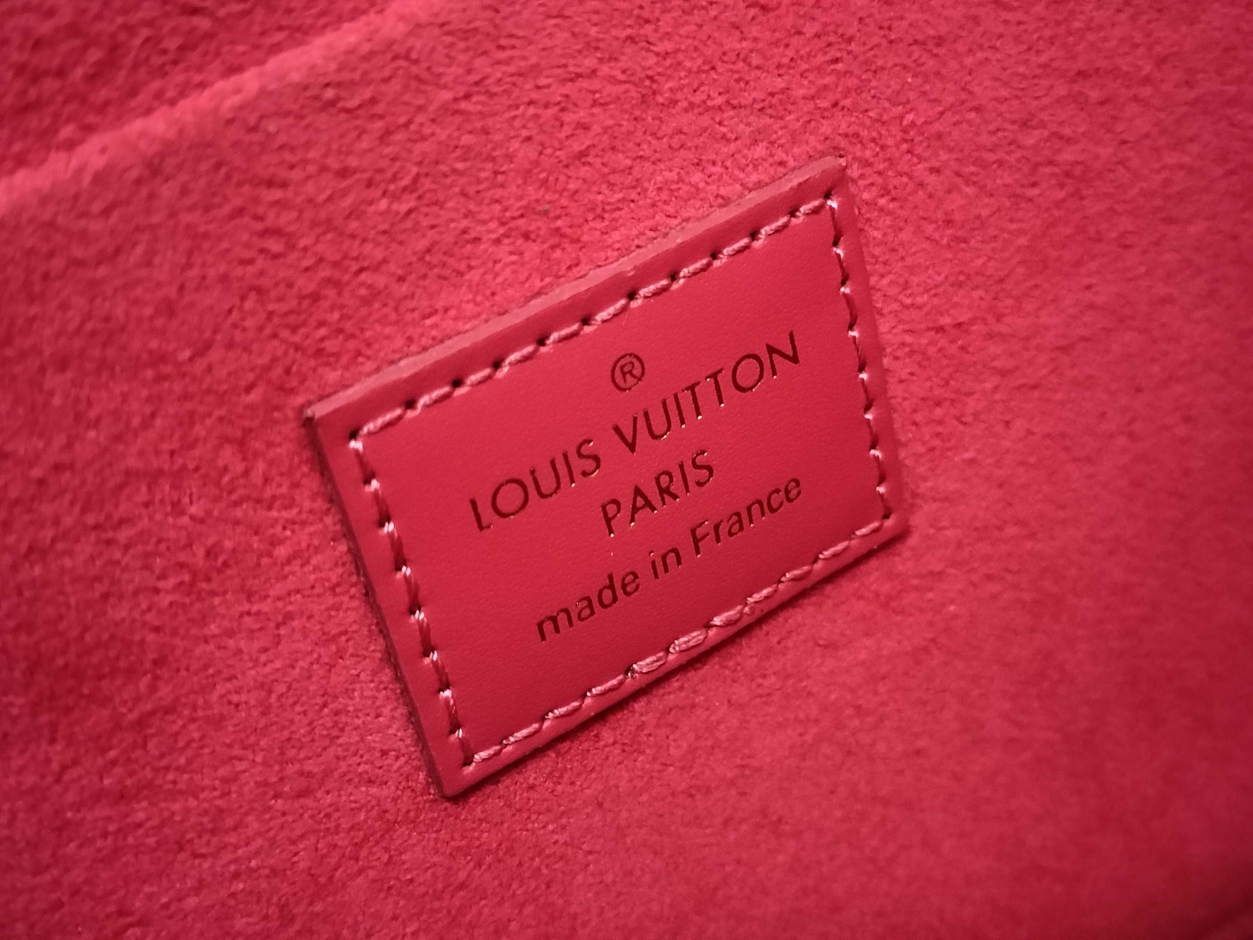 Epi Louis Vuitton M62614 Chain Shoulder Bag Wallet Long Wallet Epi Shoulder Bag — view 12