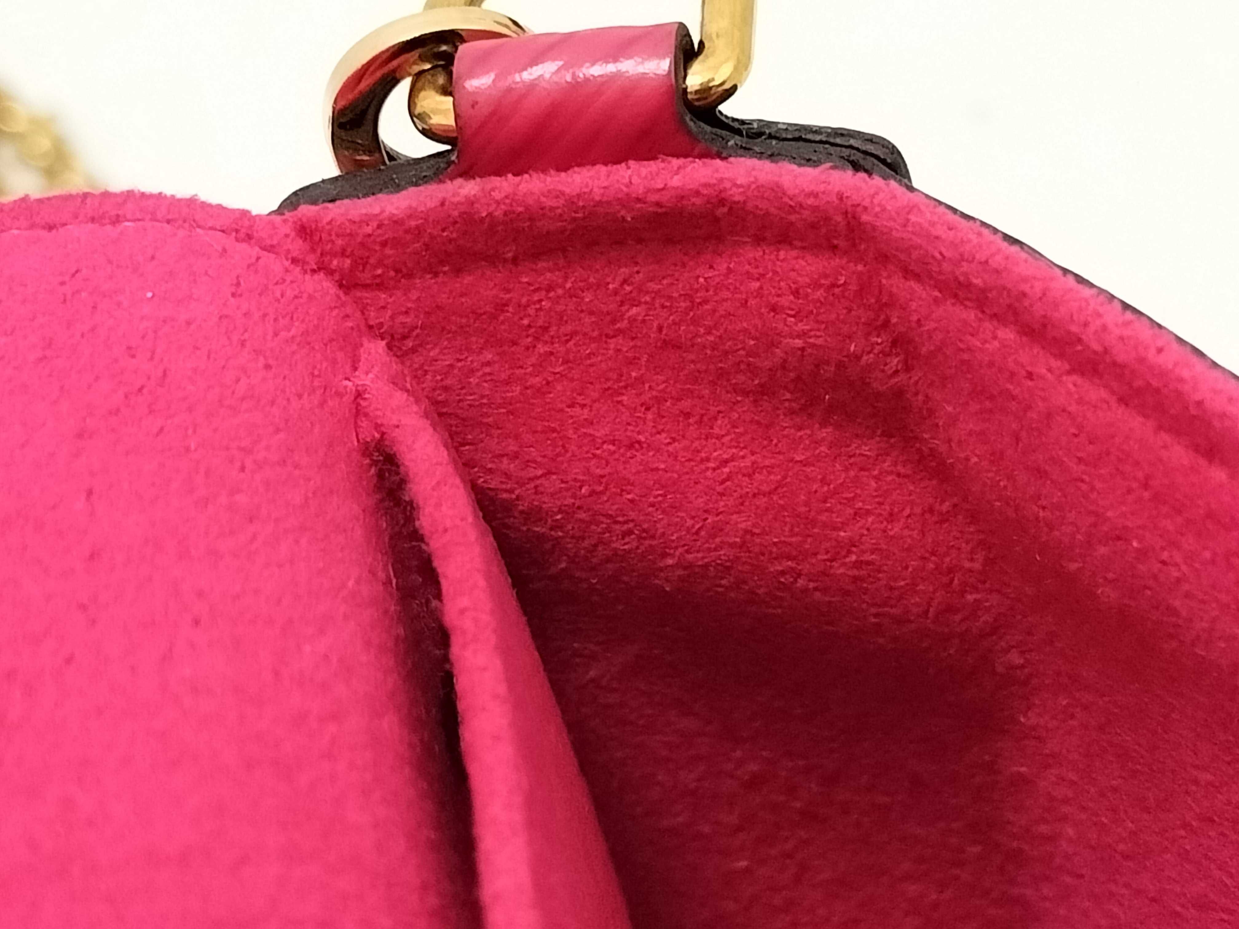 Epi Louis Vuitton M62614 Chain Shoulder Bag Wallet Long Wallet Epi Shoulder Bag — view 9