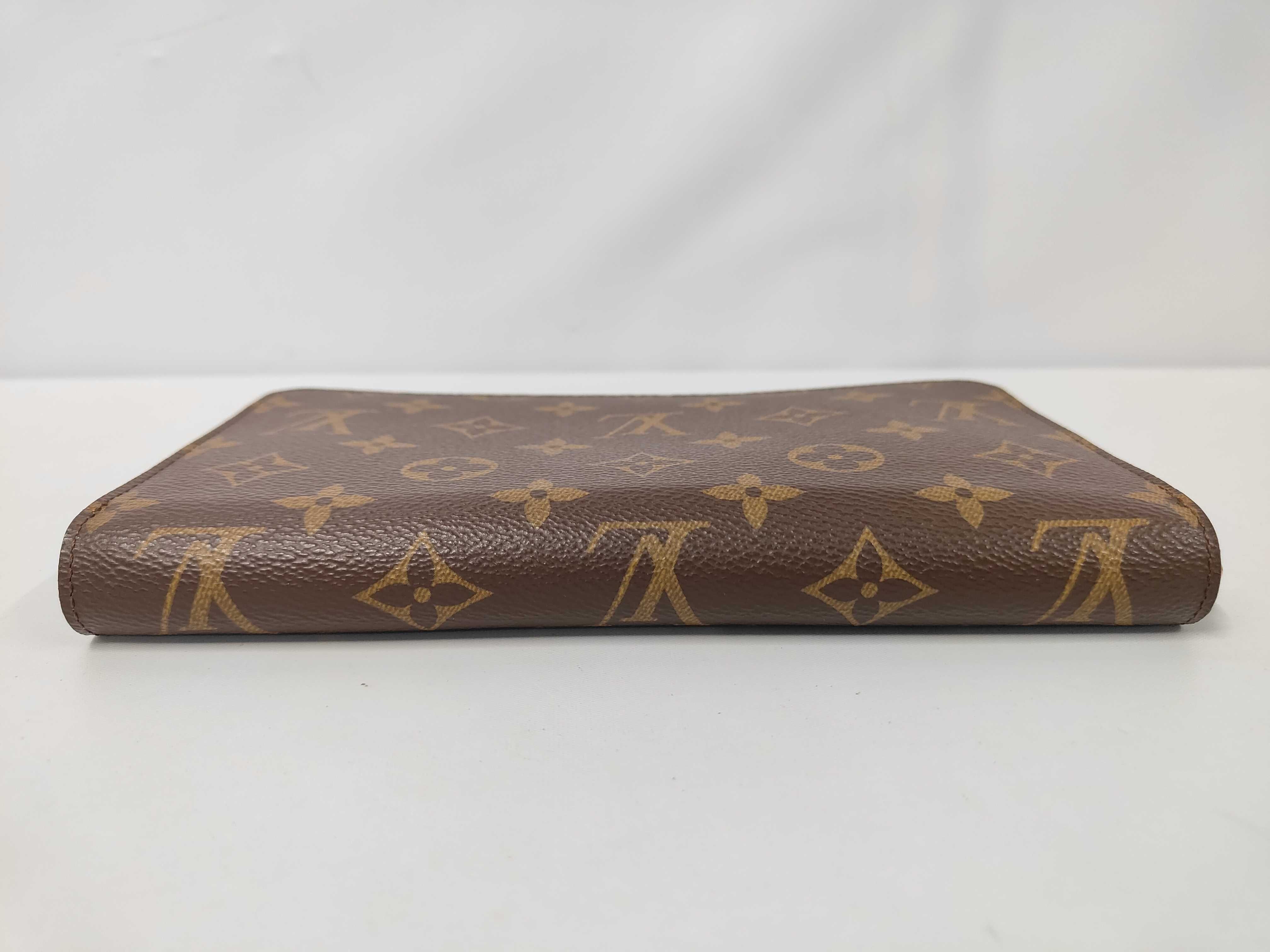 Zippy Organizer Monogram Wallet — view 4