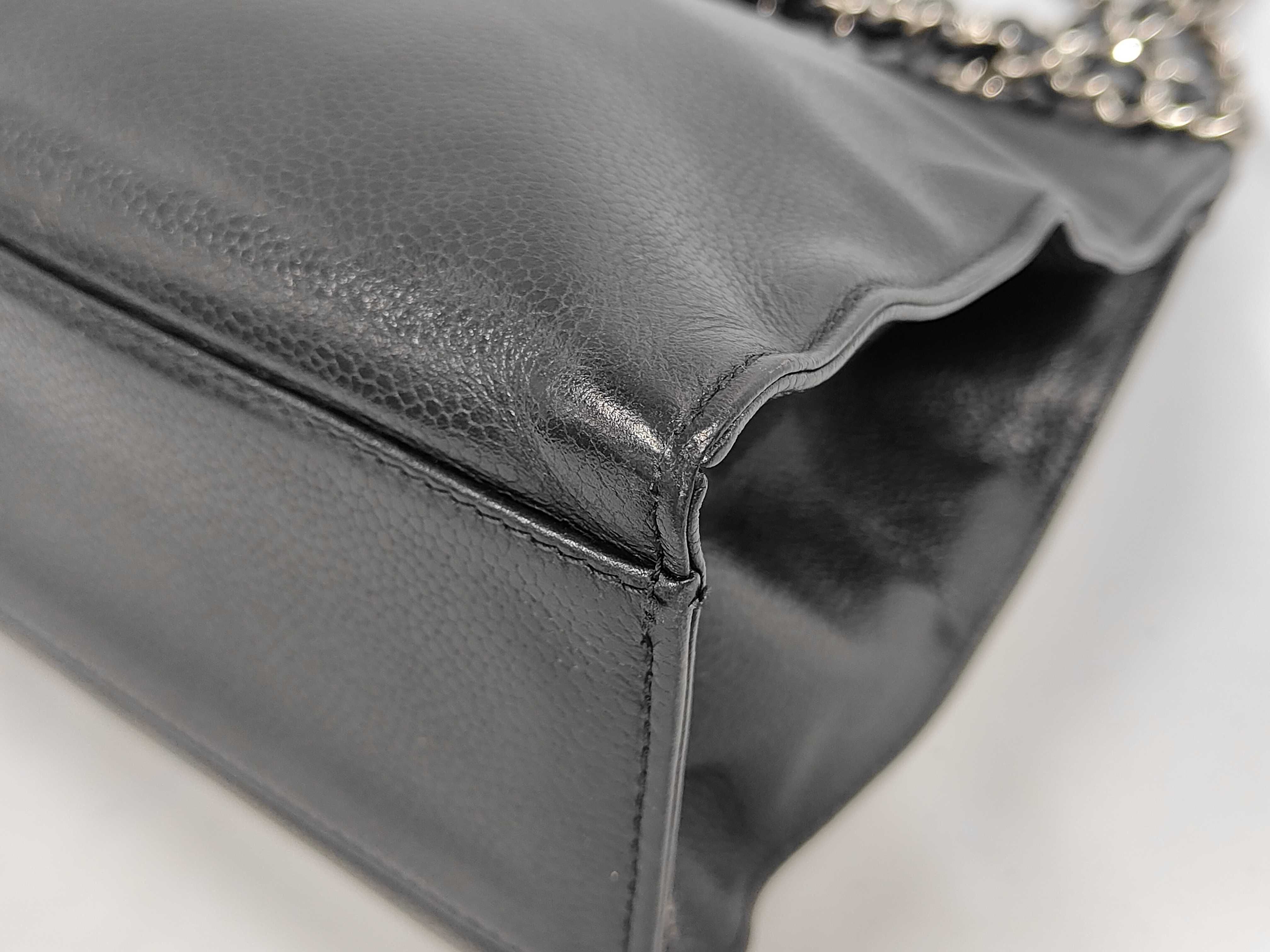 Turnlock Caviar Chain Tote Bag (Serial No. 5) — view 4